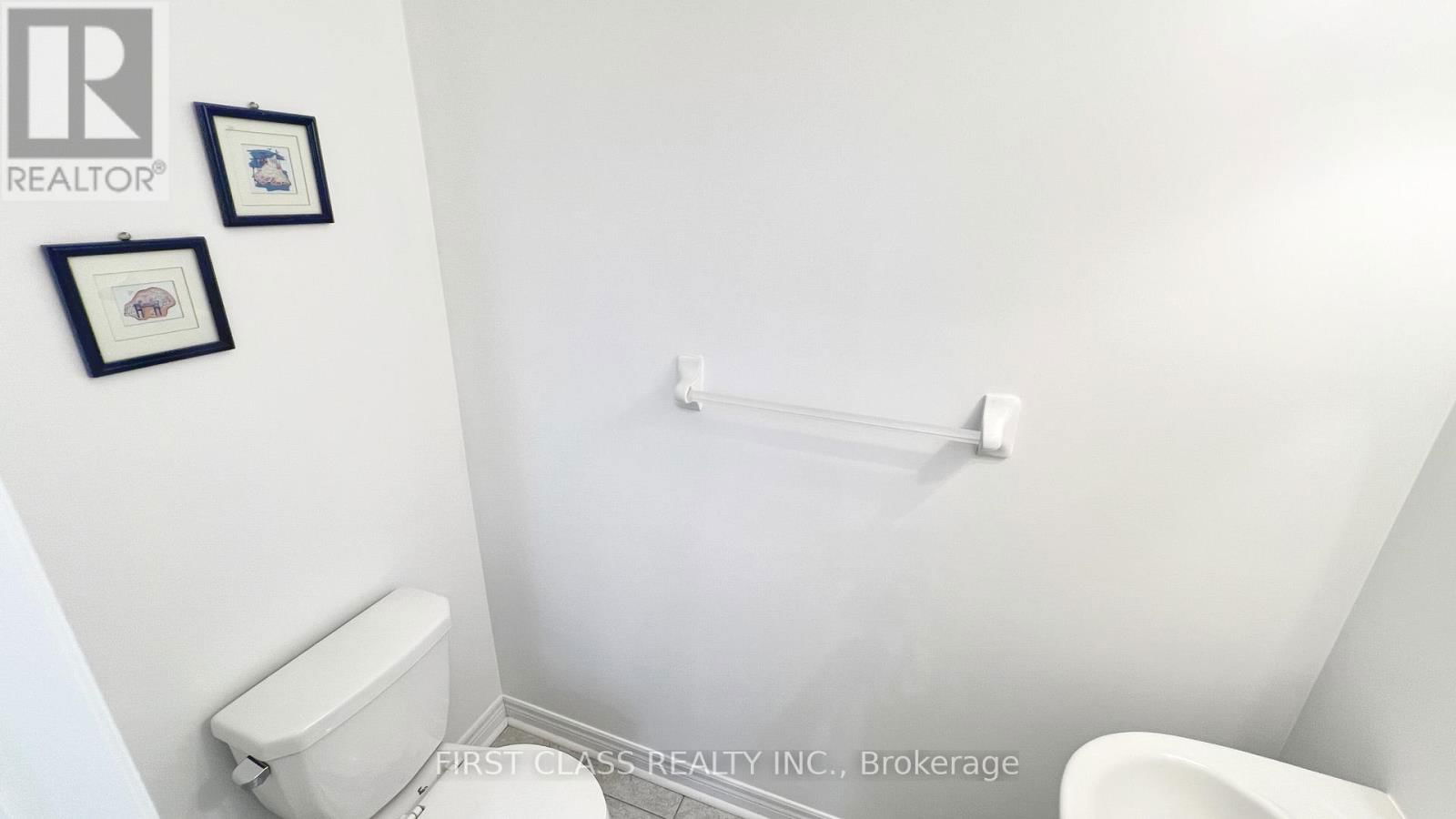 11 JAMES JOYCE DRIVE Image 10