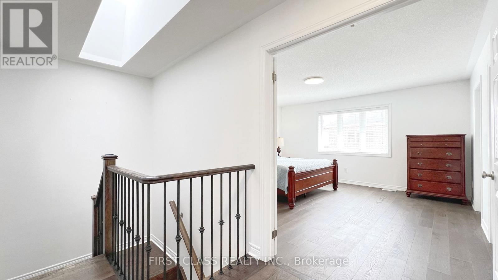11 JAMES JOYCE DRIVE Image 23