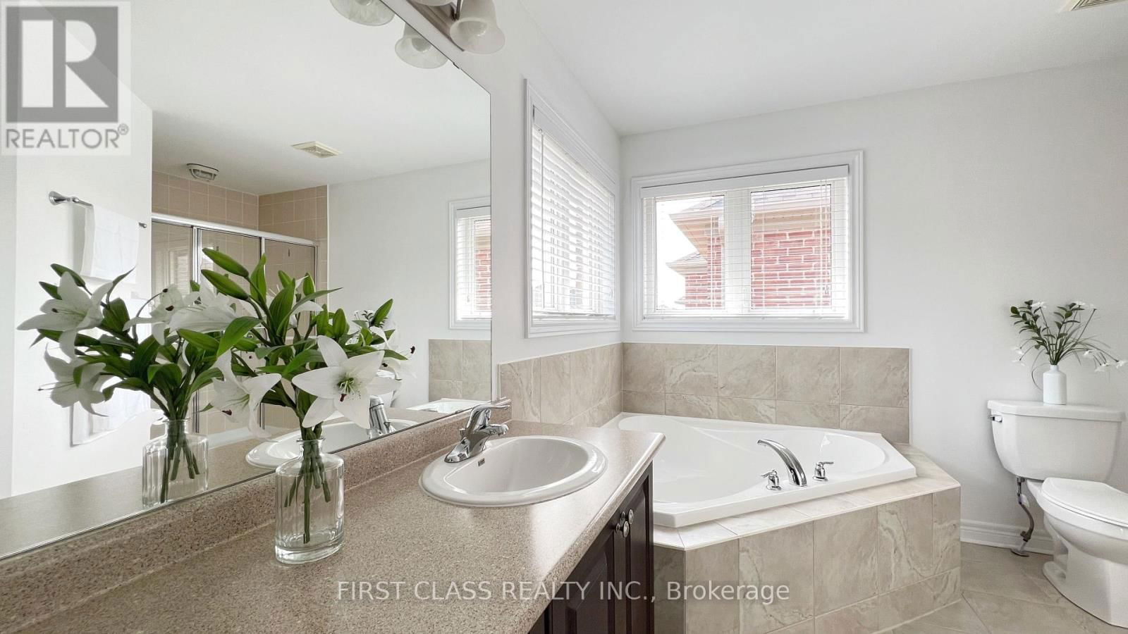 11 JAMES JOYCE DRIVE Image 26