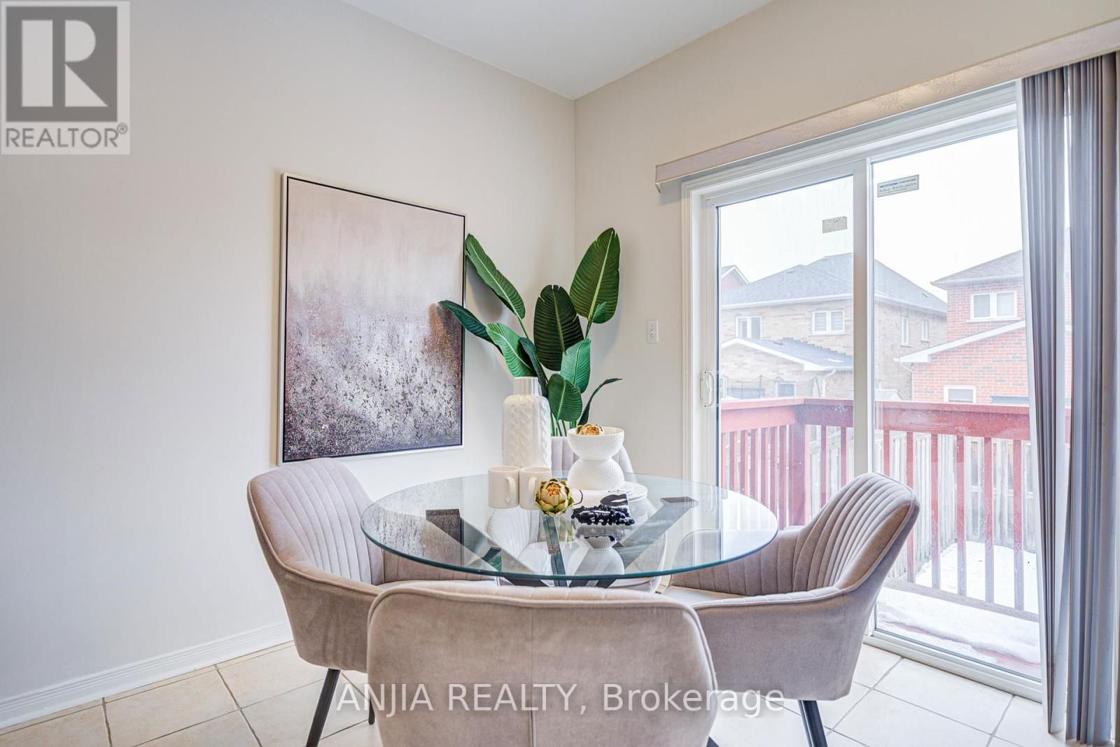 308 CABOTO TRAIL Image 14