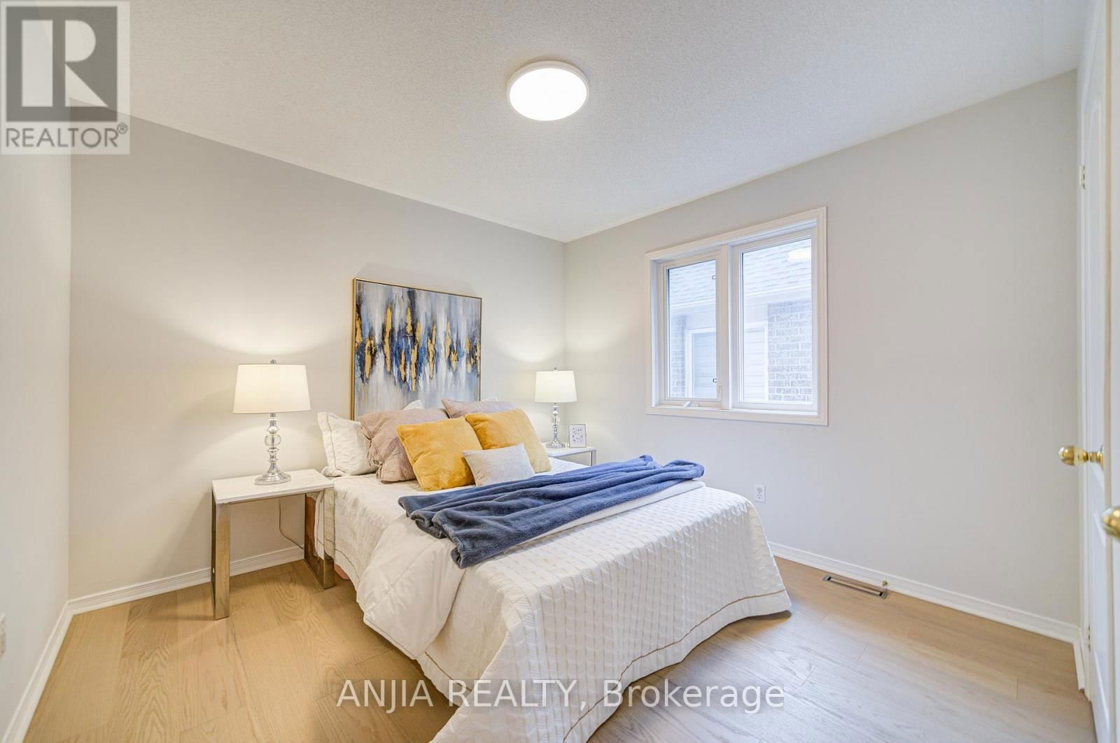 308 CABOTO TRAIL Image 25