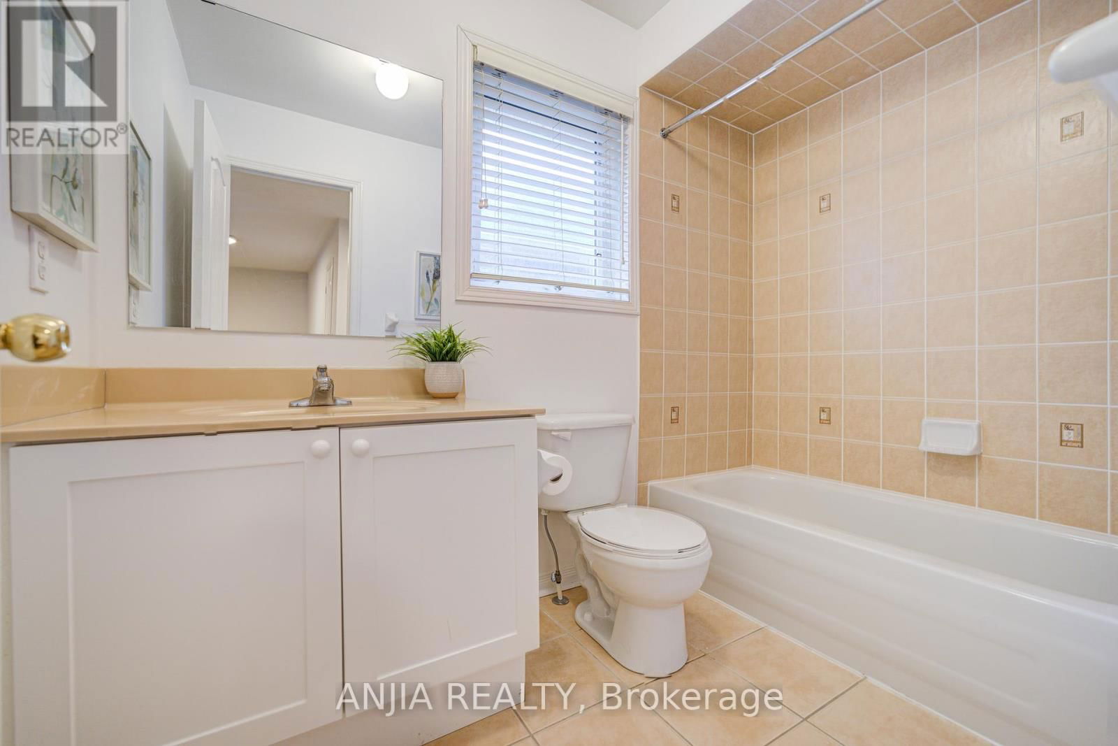308 CABOTO TRAIL Image 28