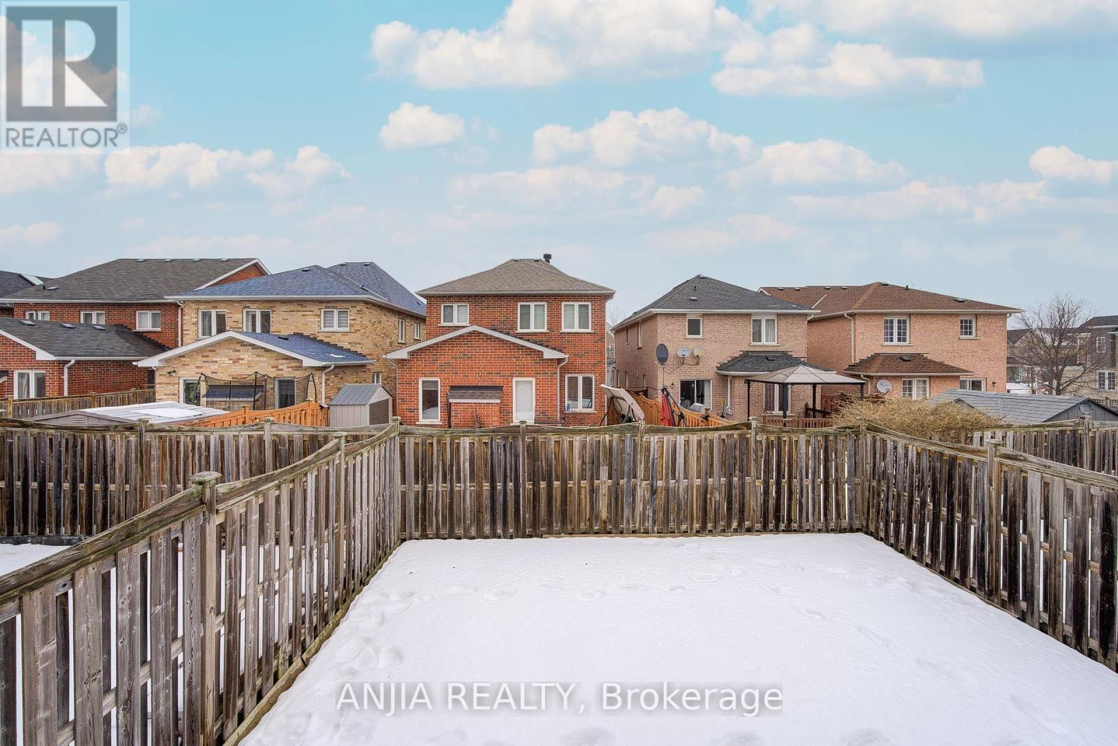 308 CABOTO TRAIL Image 33