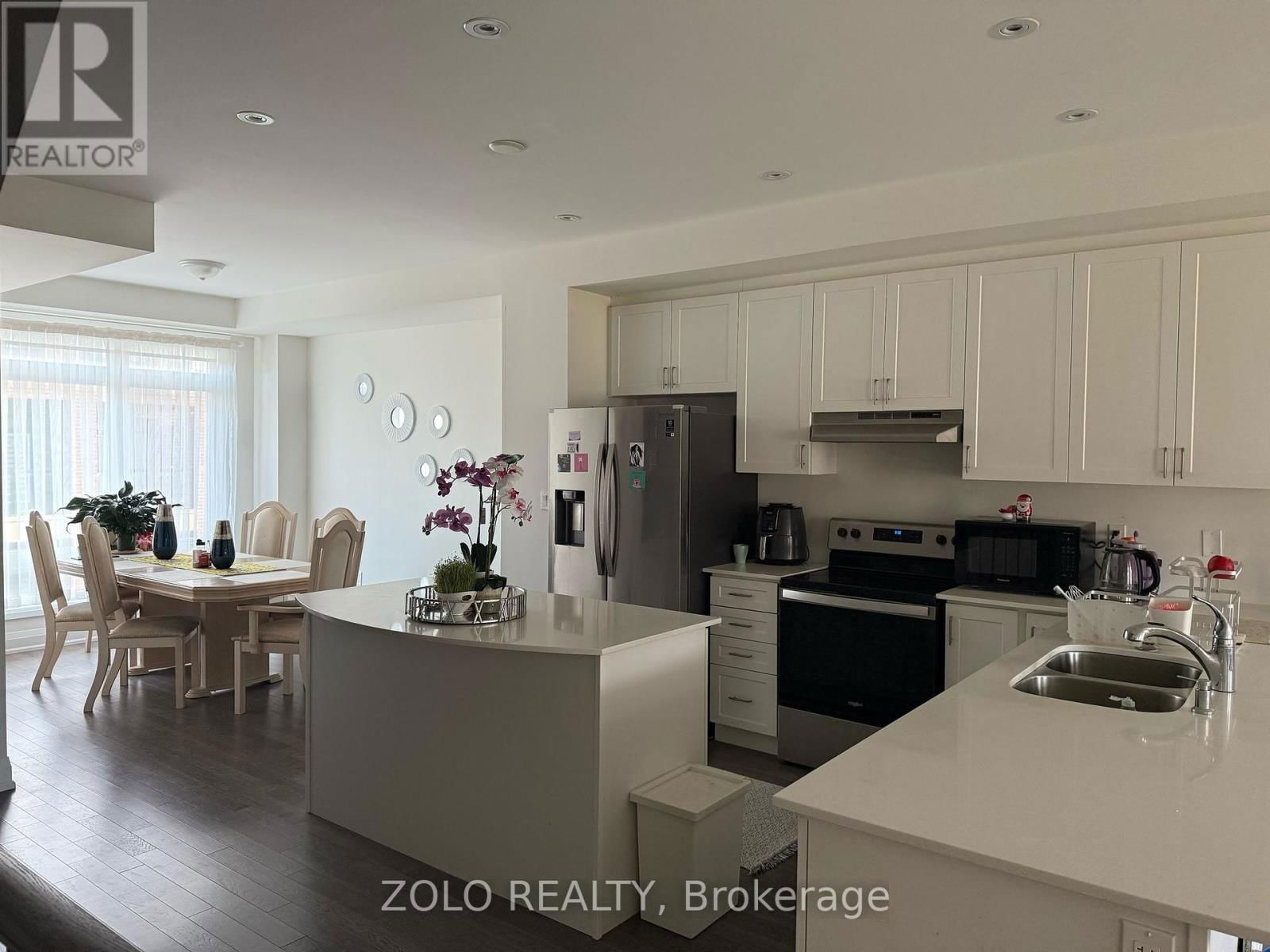 46 MONEYPENNY PLACE Image 6
