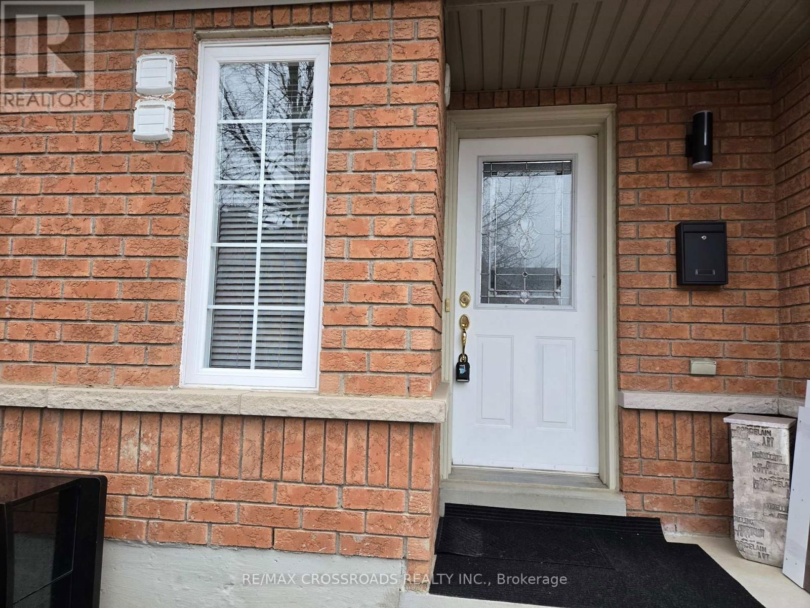 2922 BUR OAK AVENUE Image 1