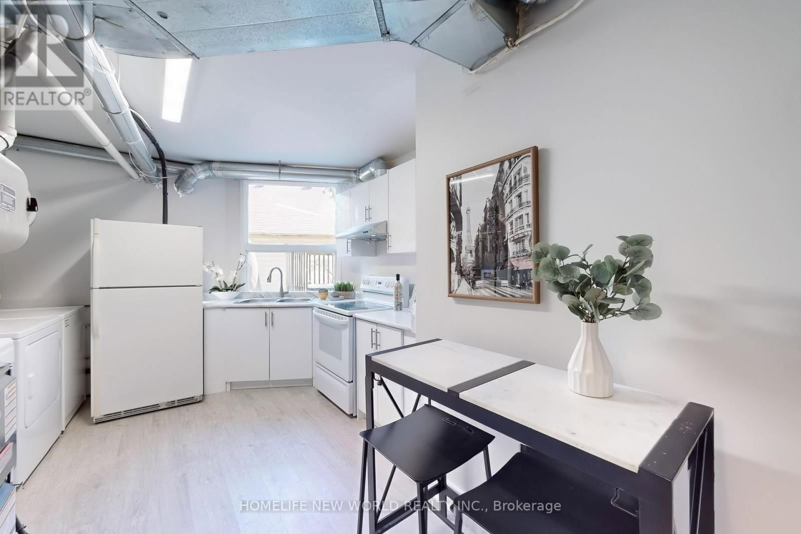 285 LORNE AVENUE Image 21