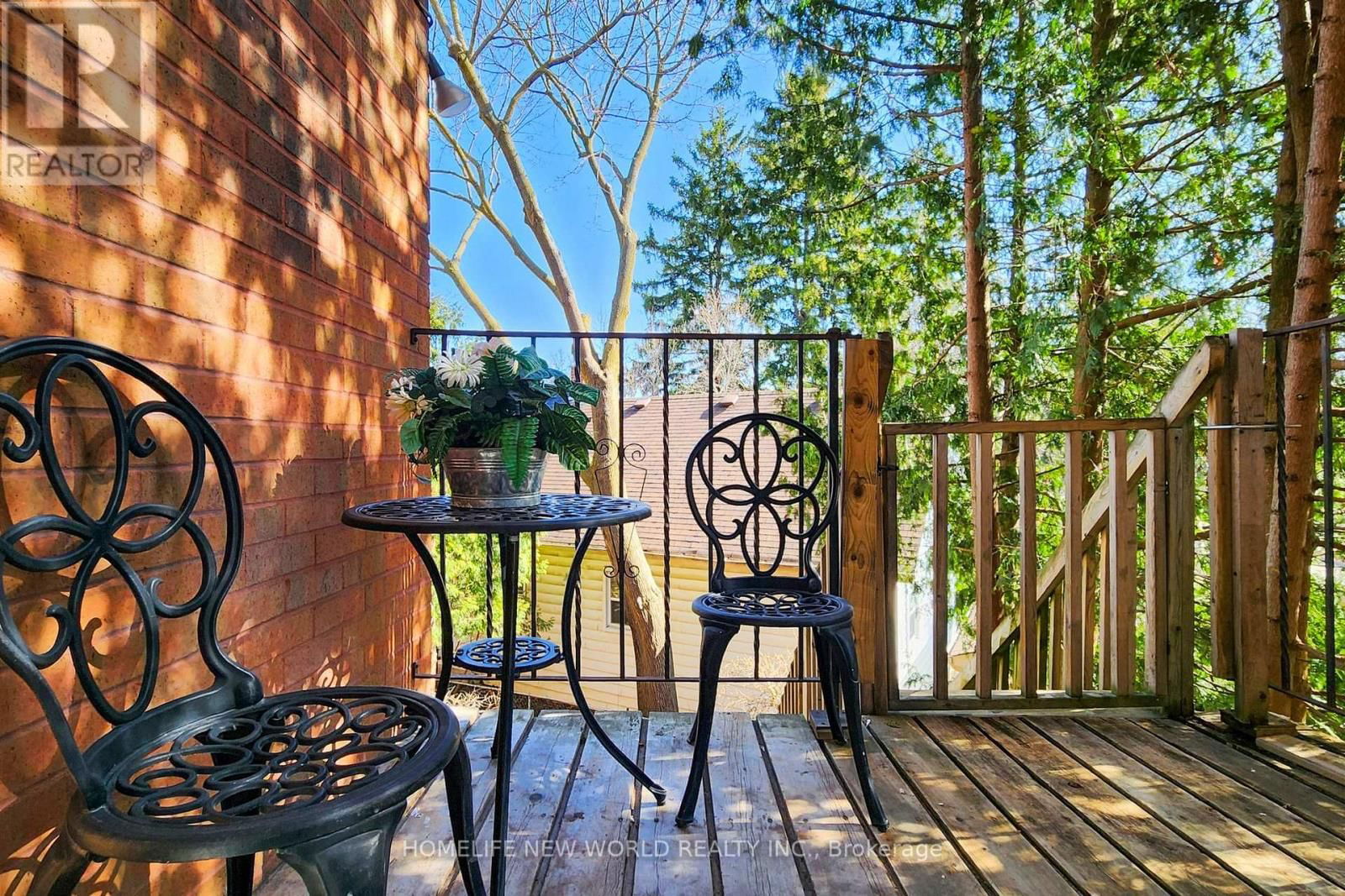 285 LORNE AVENUE Image 24