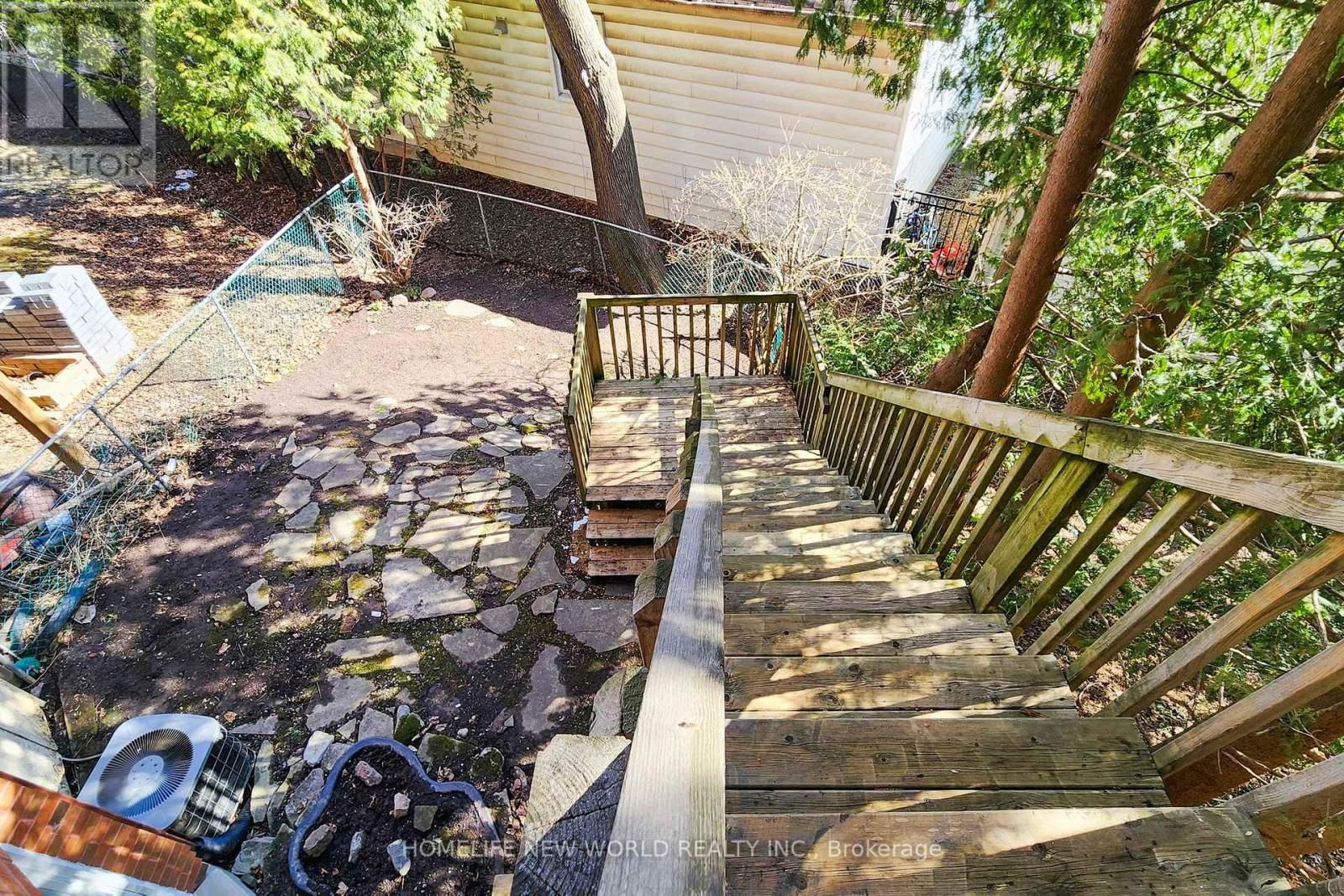 285 LORNE AVENUE Image 26