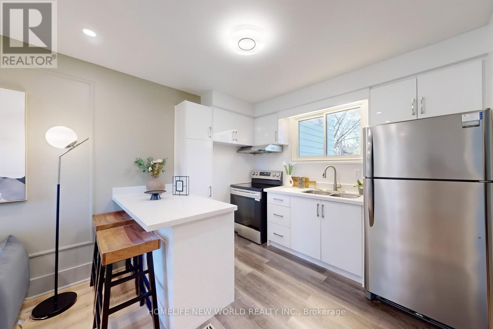285 LORNE AVENUE Image 8