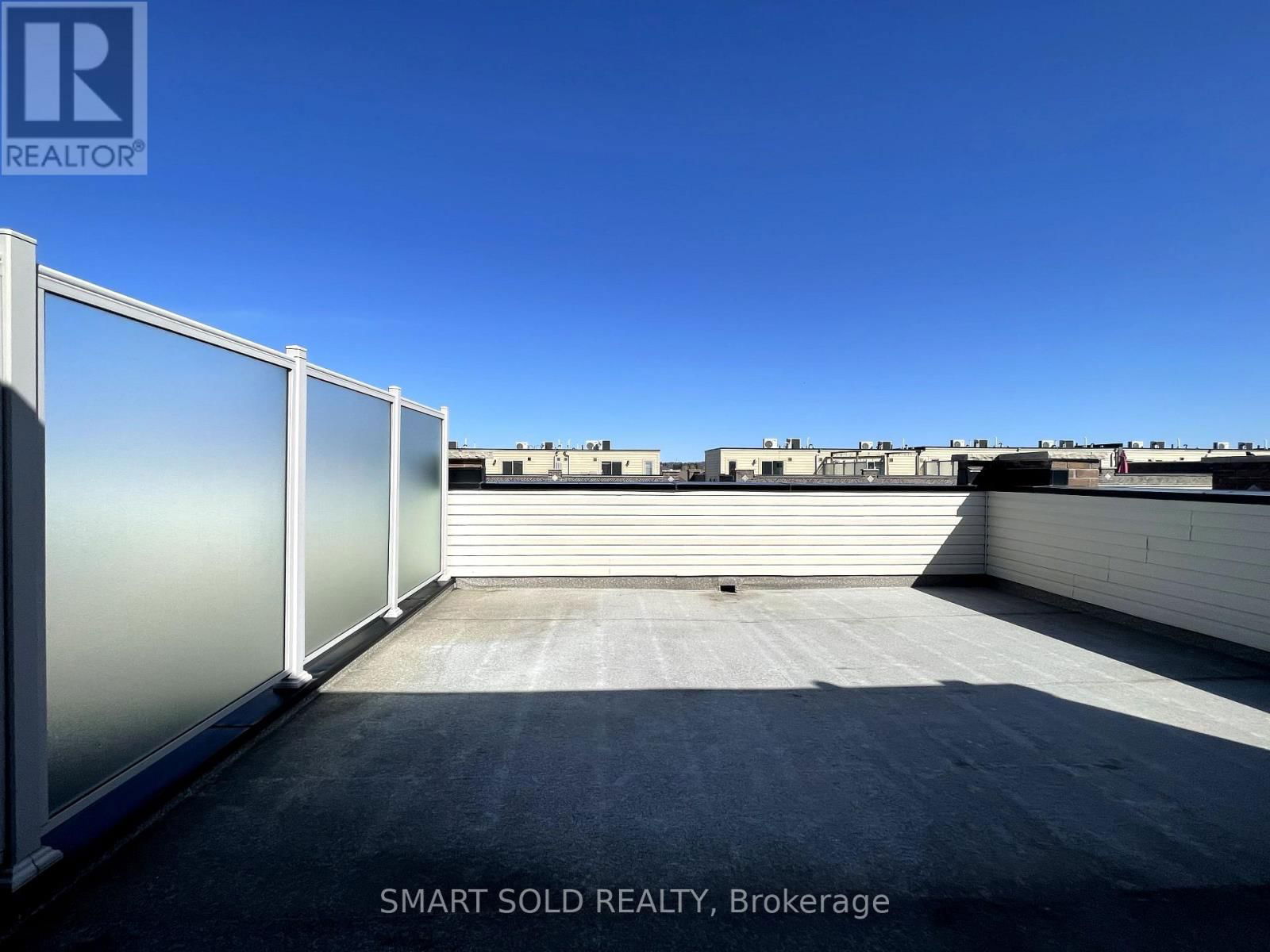 26 CORNERBANK CRESCENT Image 25