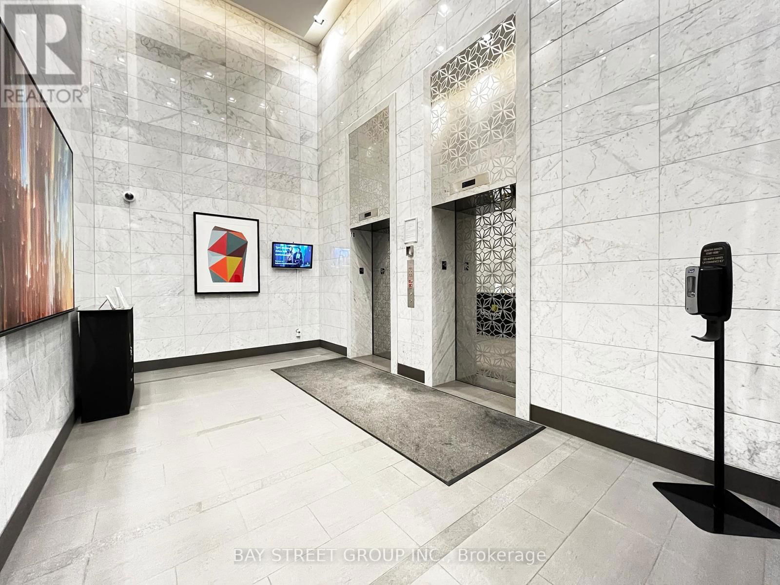 402 - 180 ENTERPRISE BOULEVARD Image 3