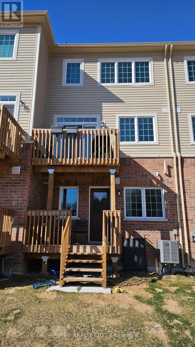 86 LYALL STOKES CIRCLE Image 26