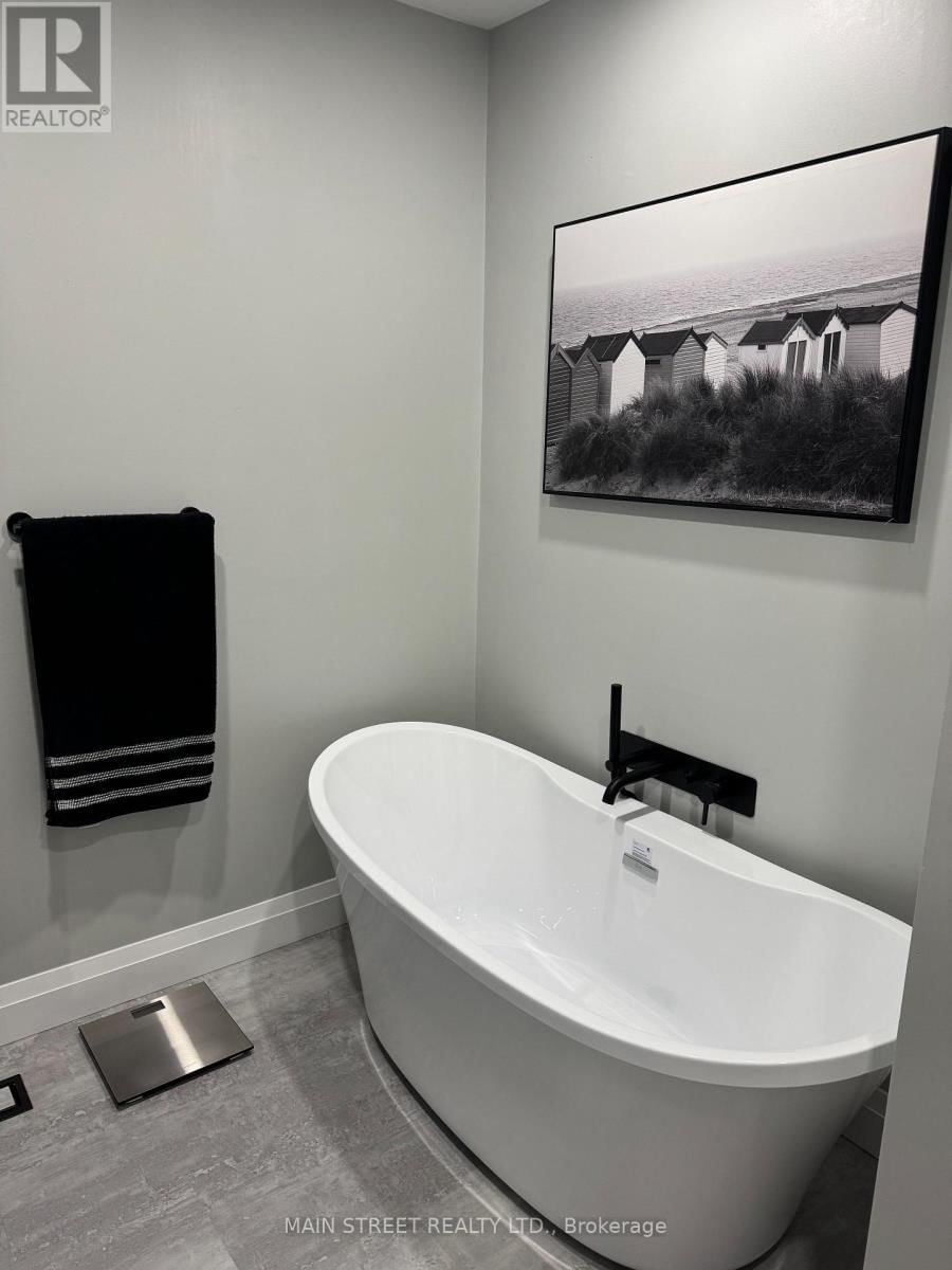 166 BESSBOROUGH DRIVE Image 11