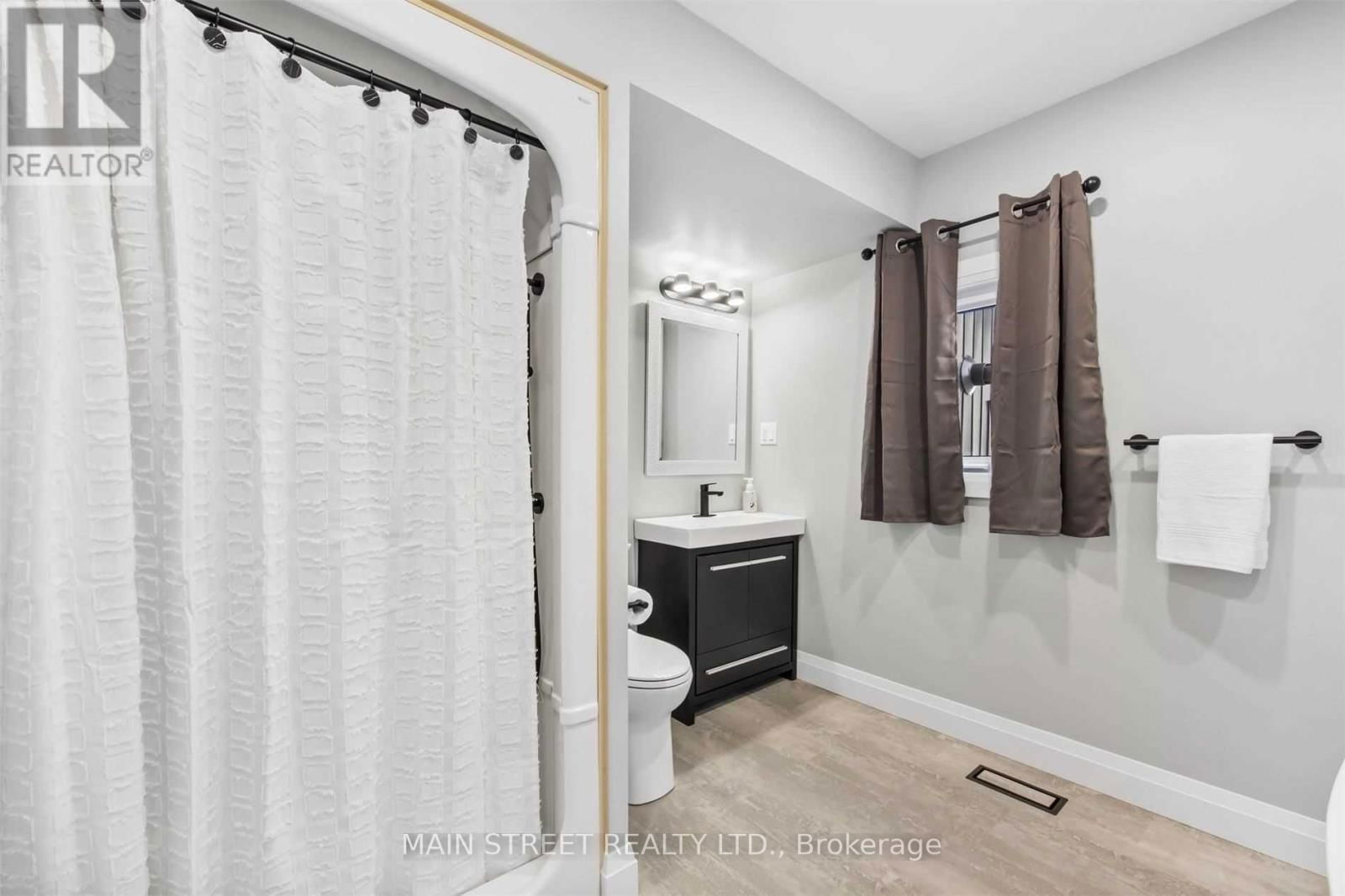 166 BESSBOROUGH DRIVE Image 12
