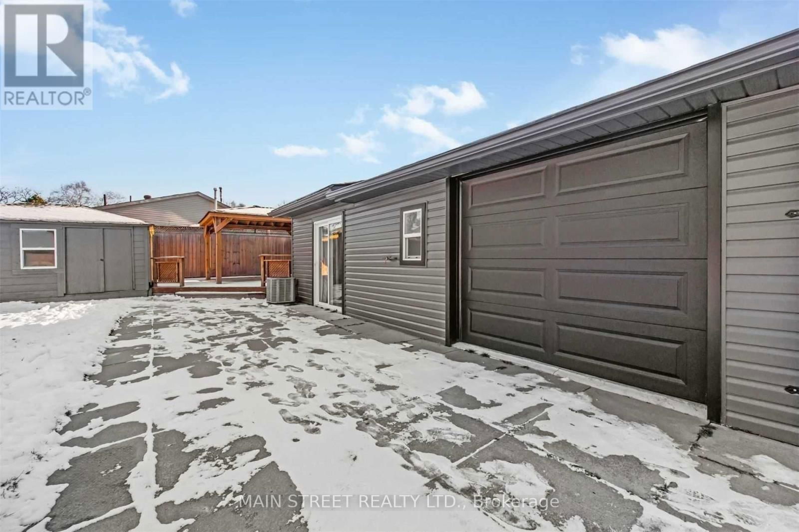166 BESSBOROUGH DRIVE Image 17