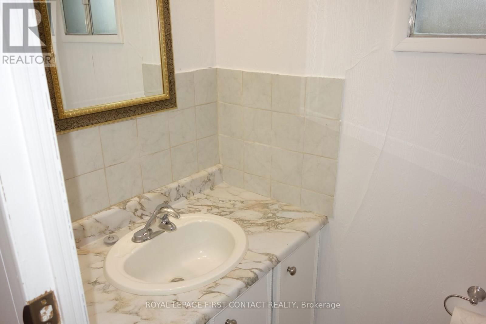 25 HAWTHORNE DRIVE Image 20