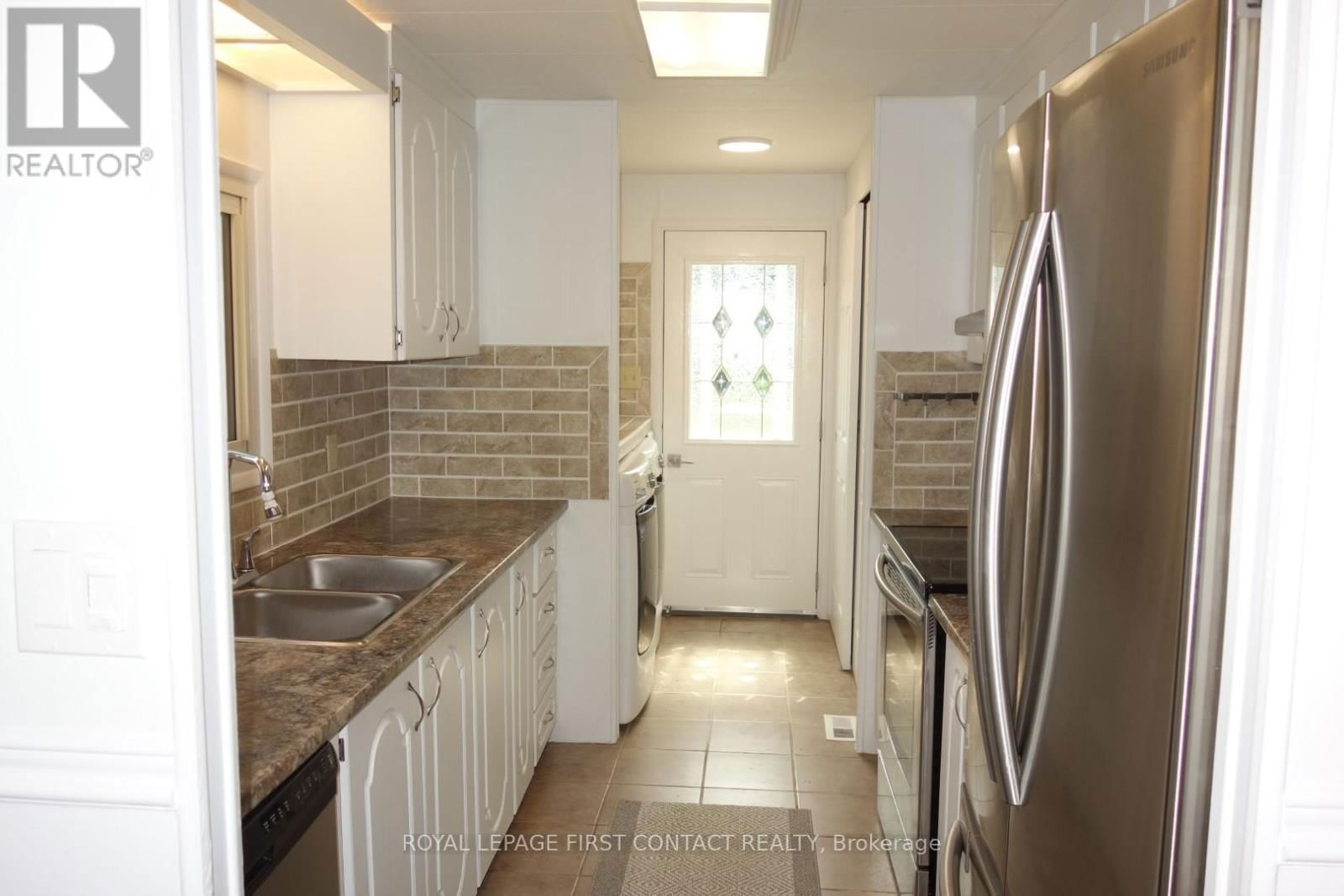 25 HAWTHORNE DRIVE Image 8