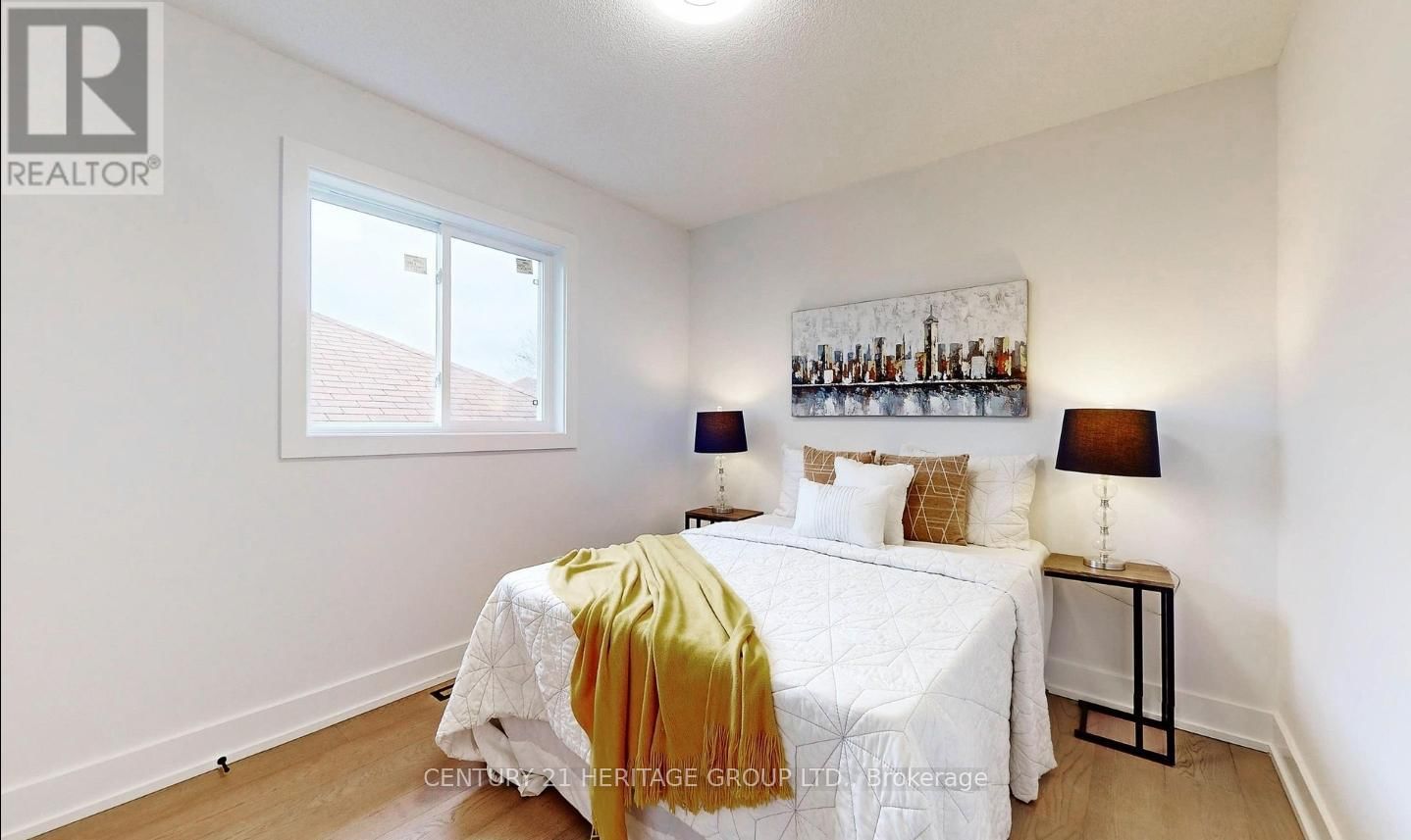 111 HUDSON CRESCENT Image 13