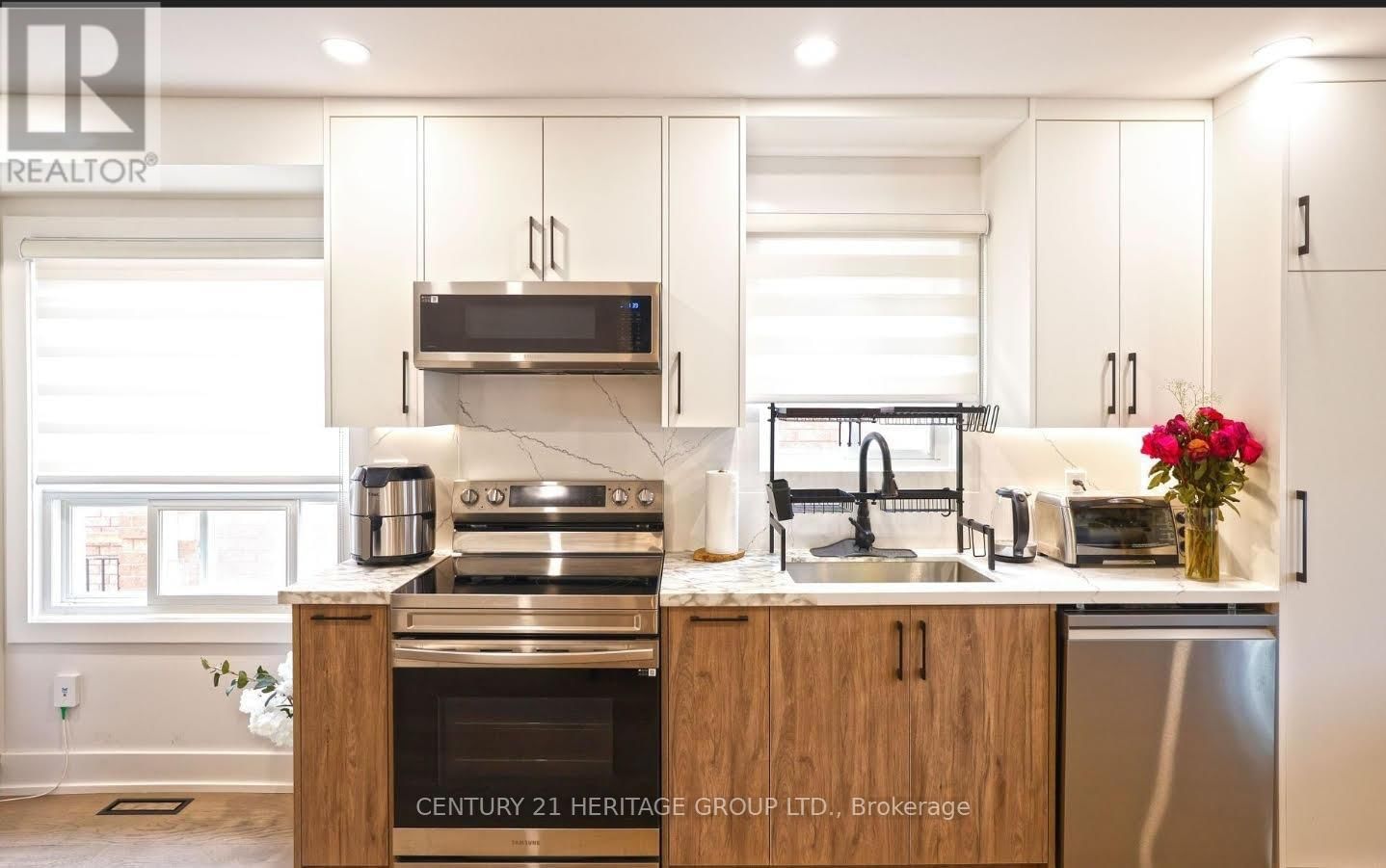 111 HUDSON CRESCENT Image 3