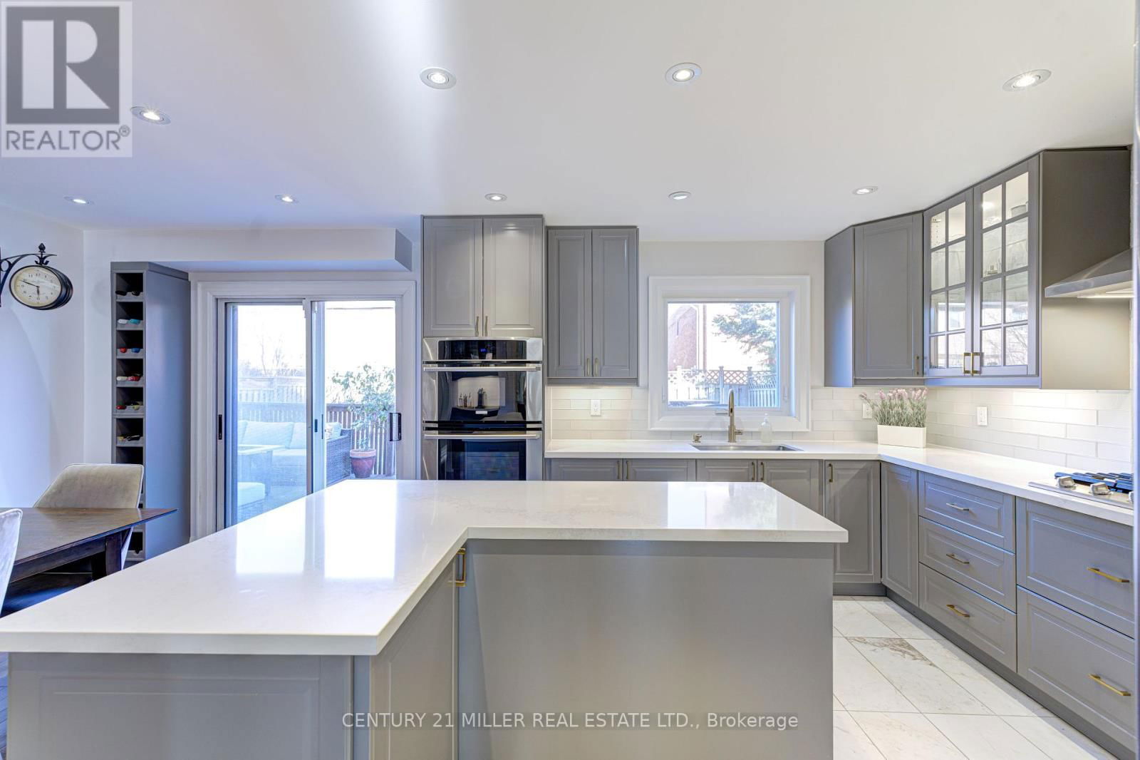 39 IONA CRESCENT Image 16