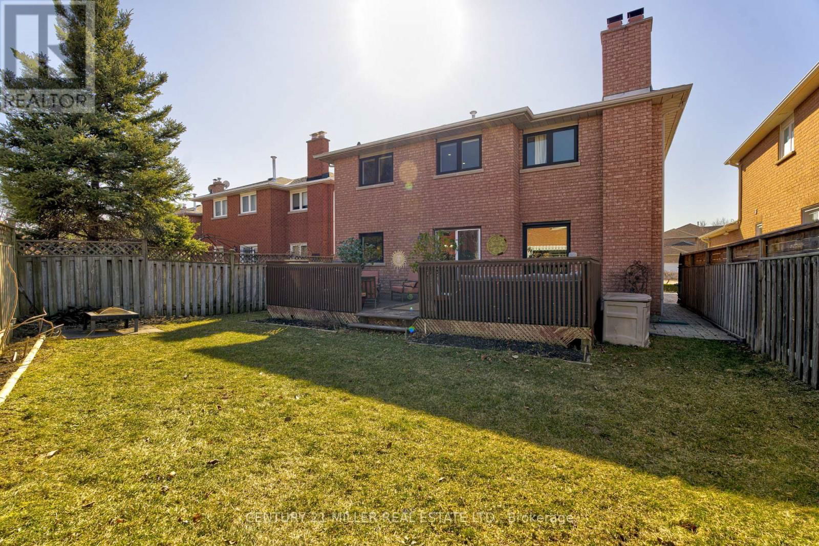 39 IONA CRESCENT Image 34