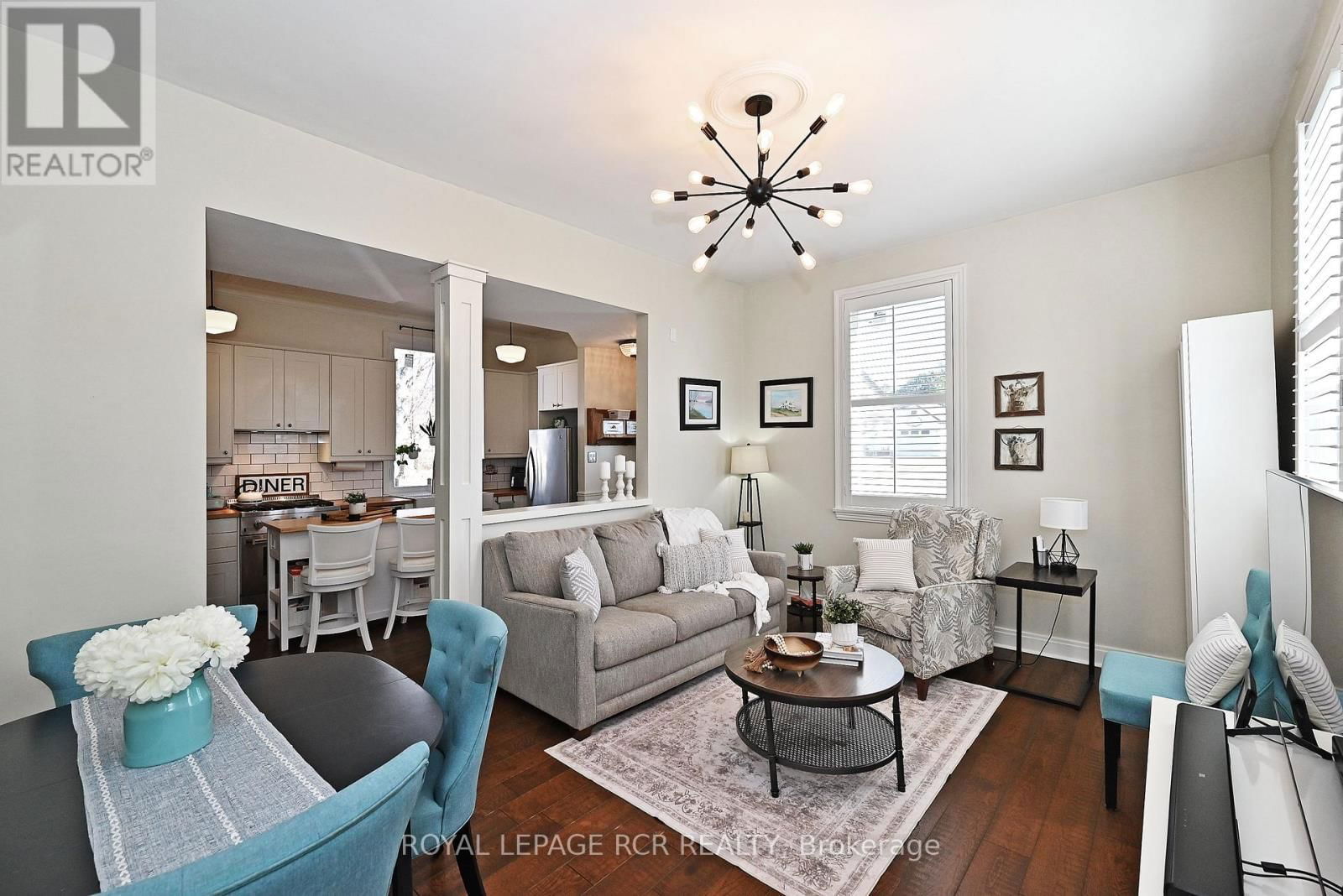 727 LOWELL AVENUE Image 12
