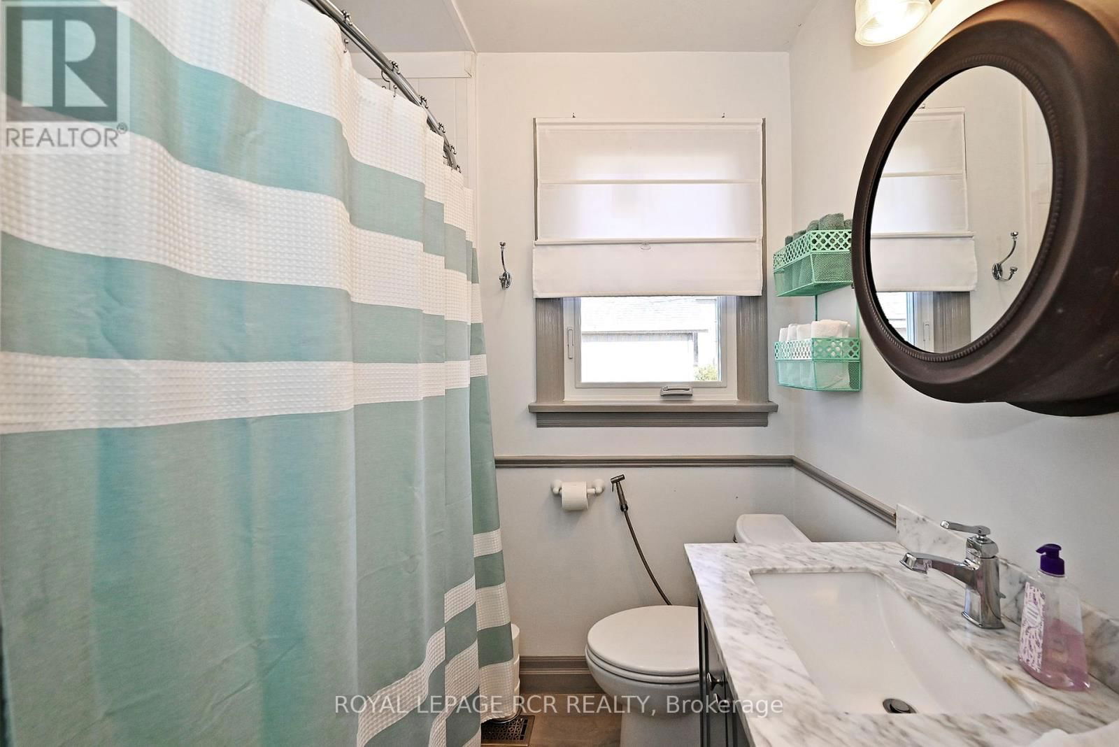 727 LOWELL AVENUE Image 18
