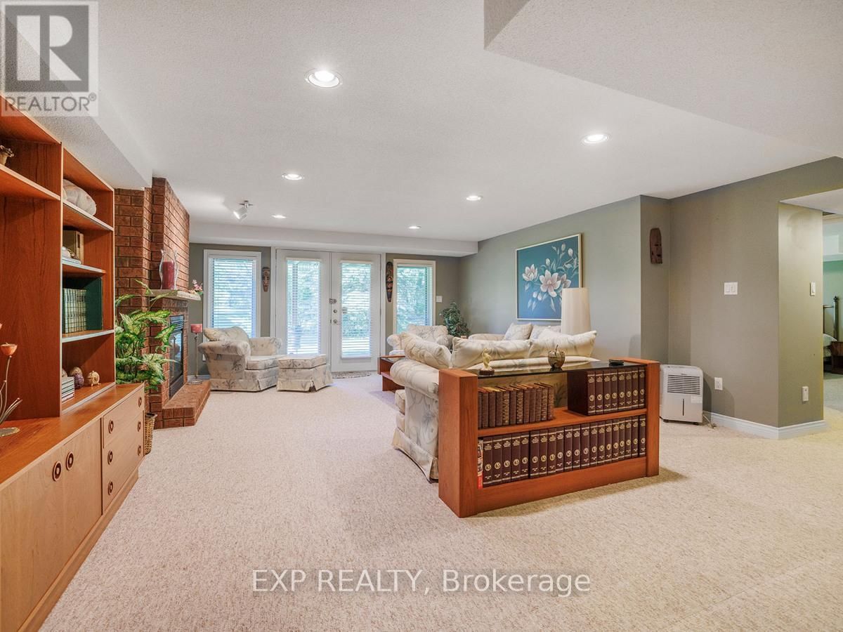 34 BRIAR GATE WAY Image 11
