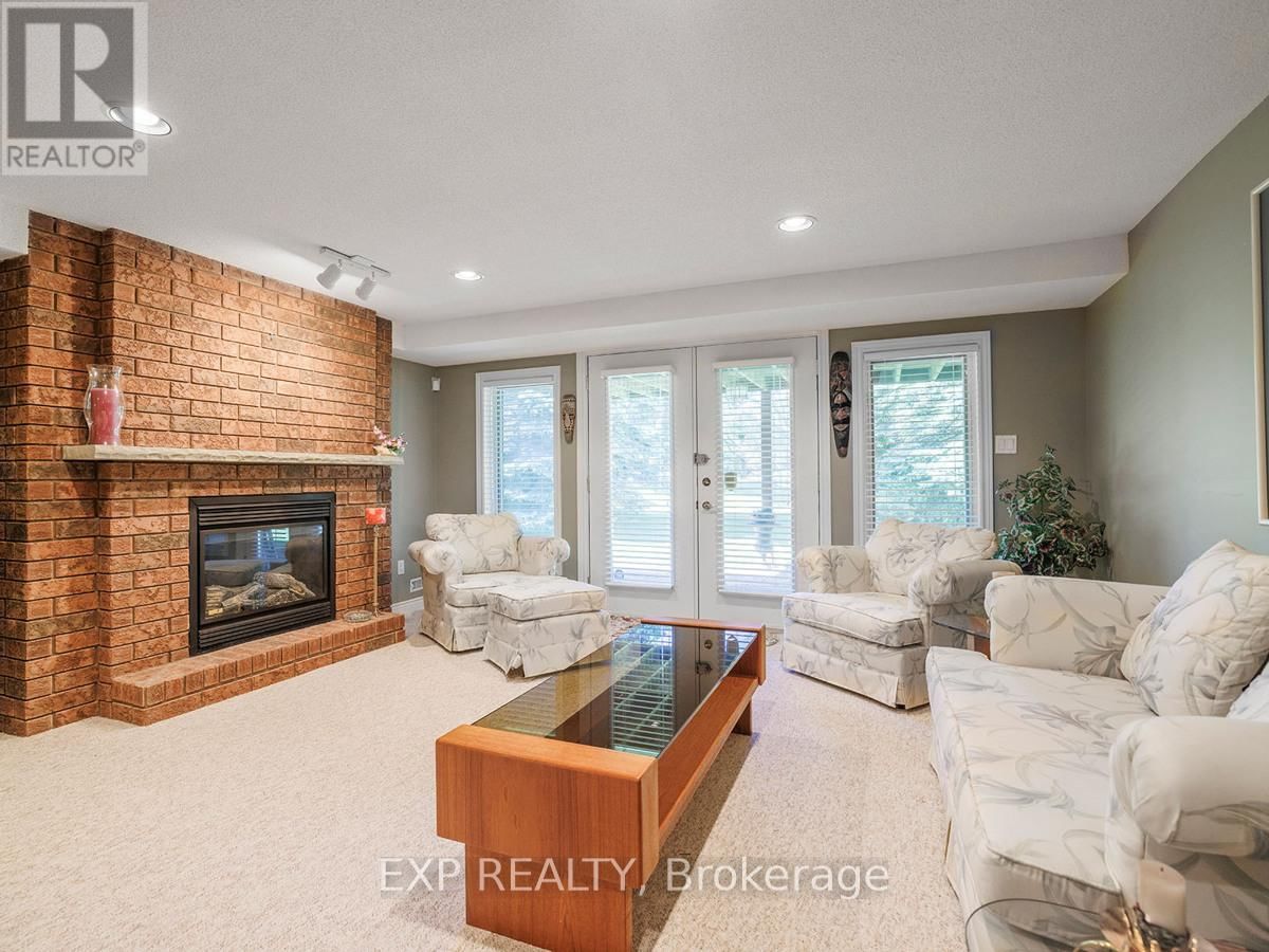 34 BRIAR GATE WAY Image 13