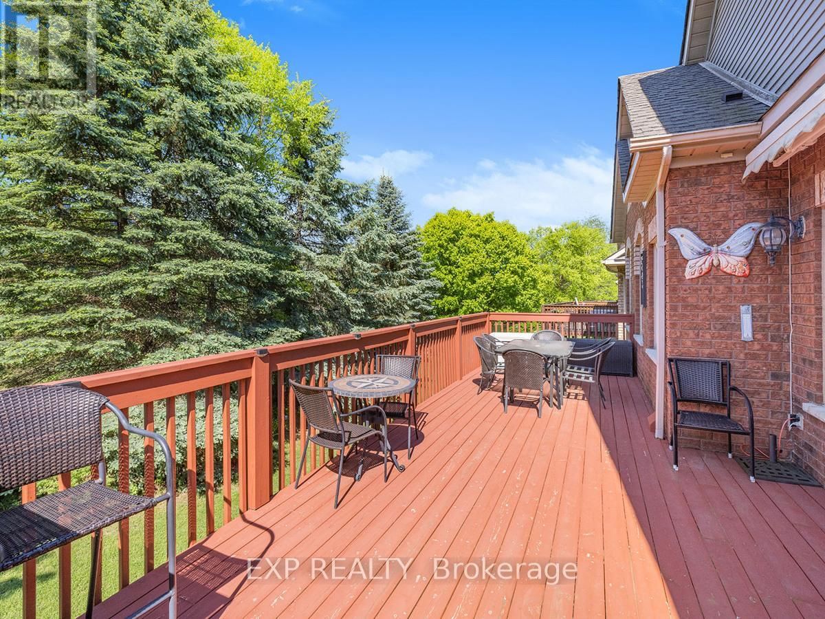 34 BRIAR GATE WAY Image 36
