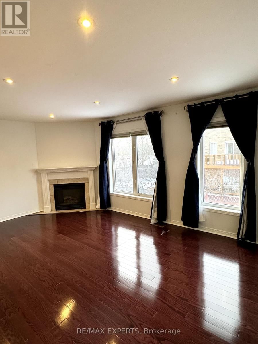 187 SASSAFRAS CIRCLE Image 6