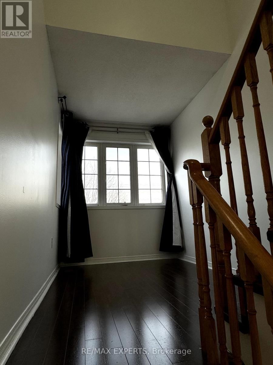 187 SASSAFRAS CIRCLE Image 8
