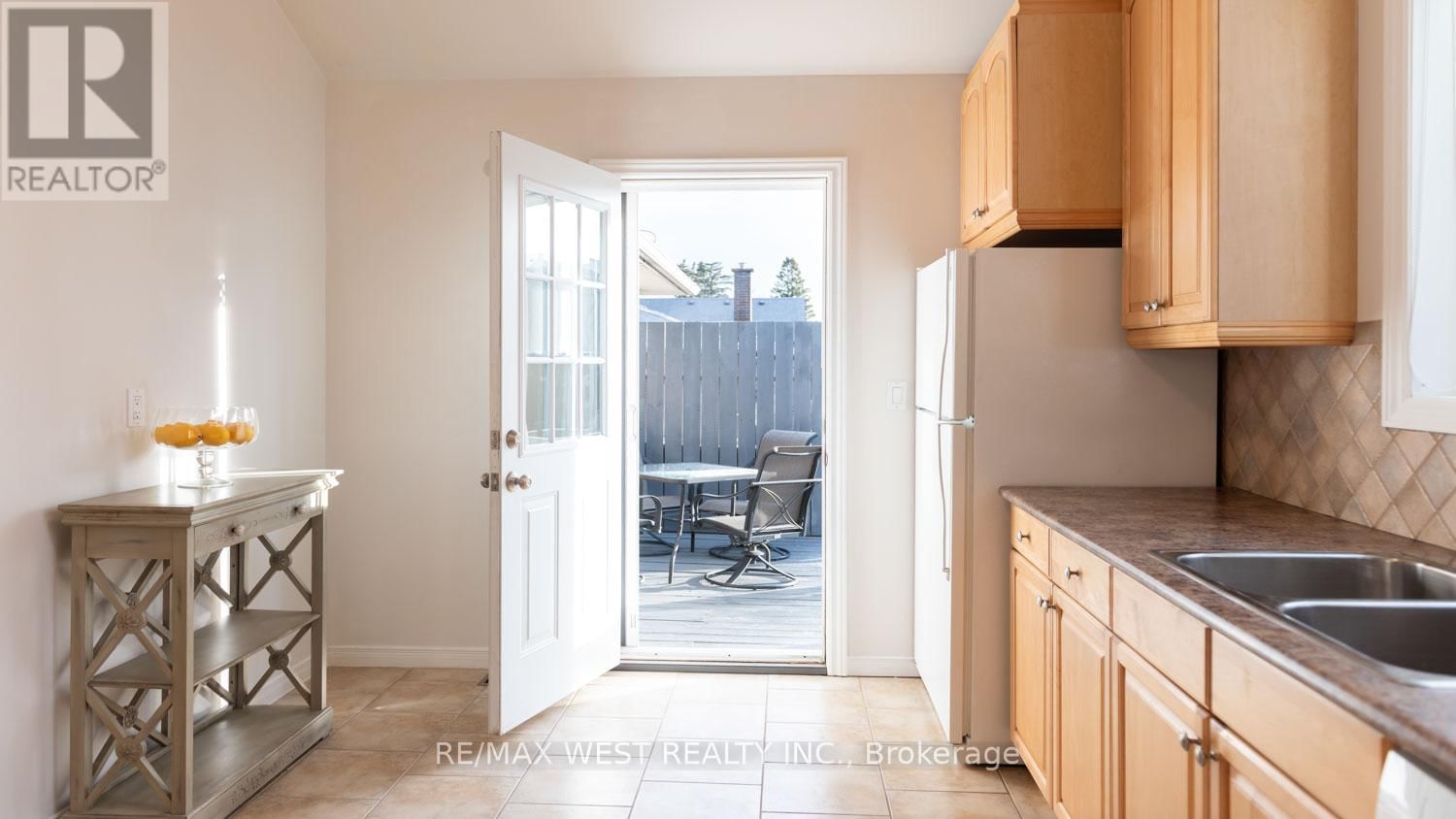 25 NORMAN AVENUE Image 11