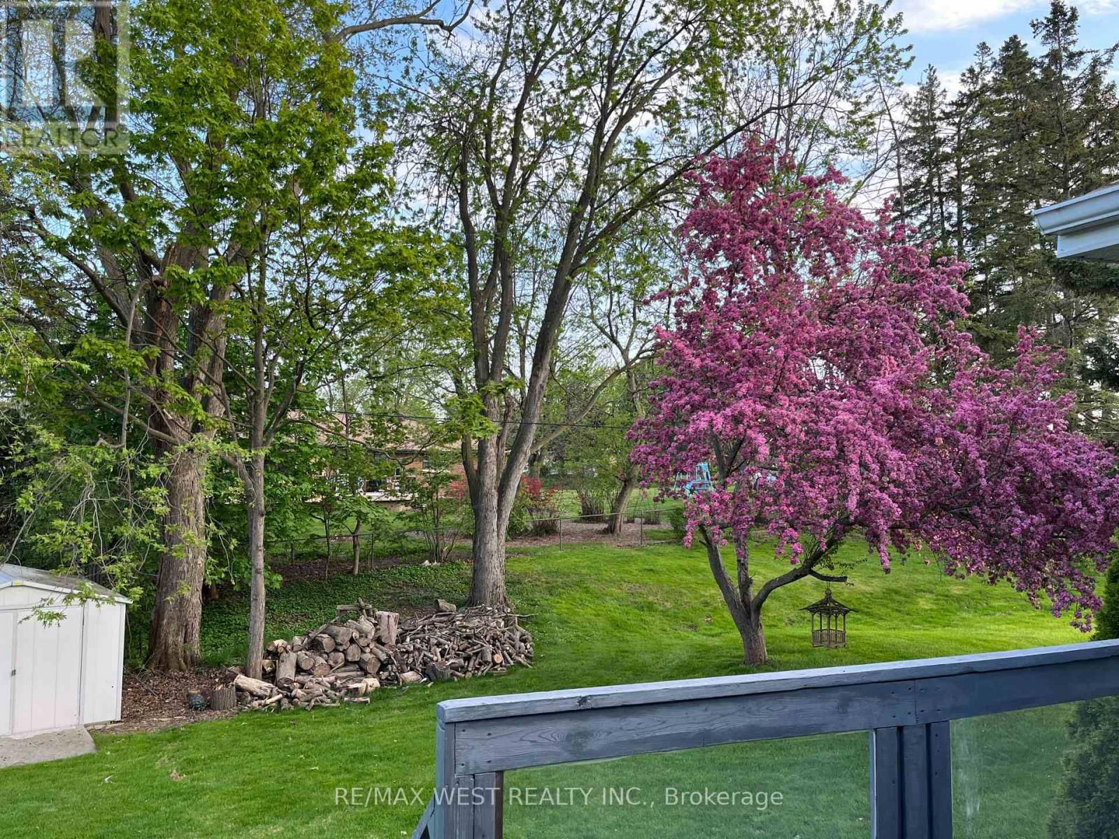 25 NORMAN AVENUE Image 12