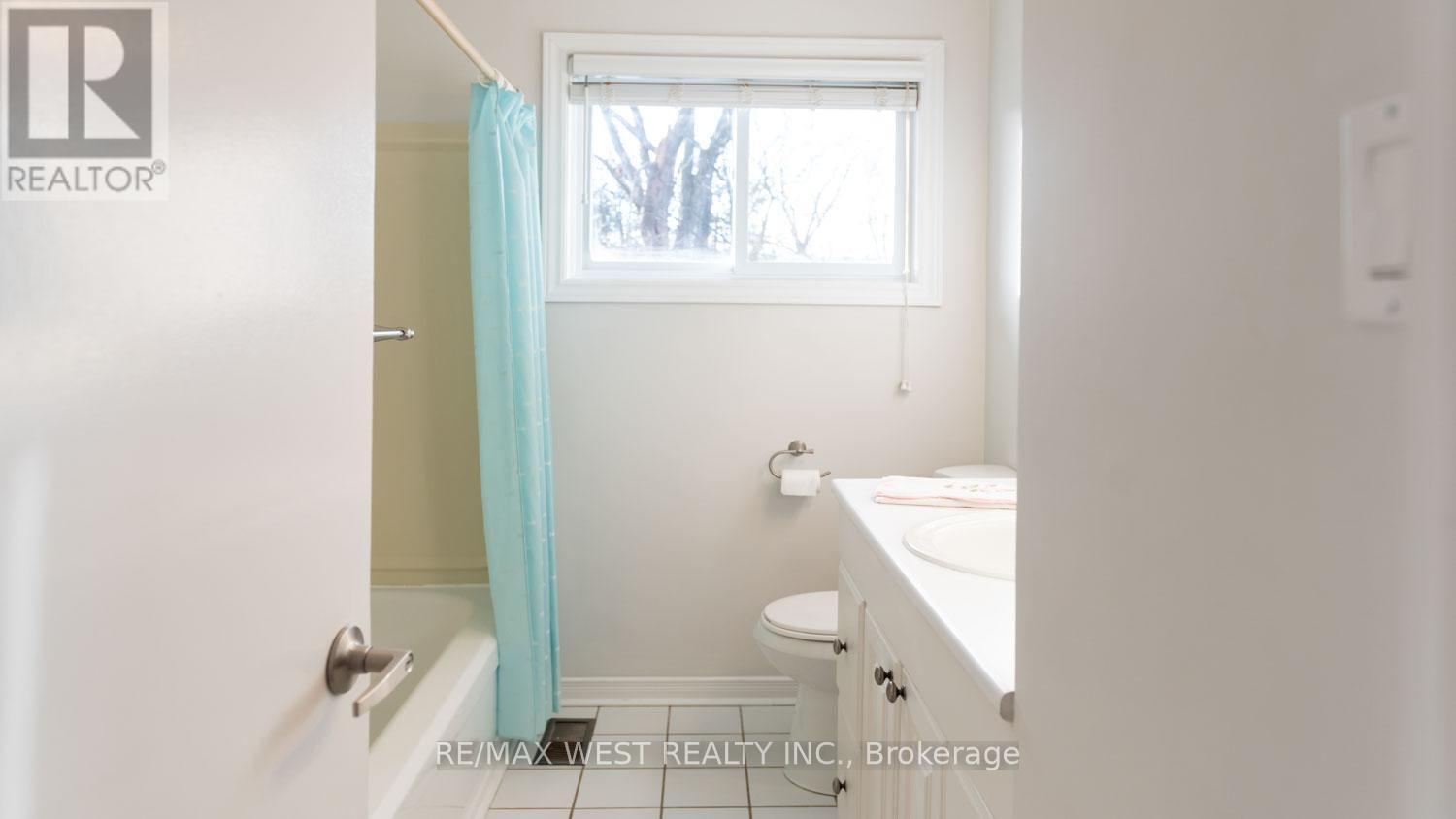 25 NORMAN AVENUE Image 20