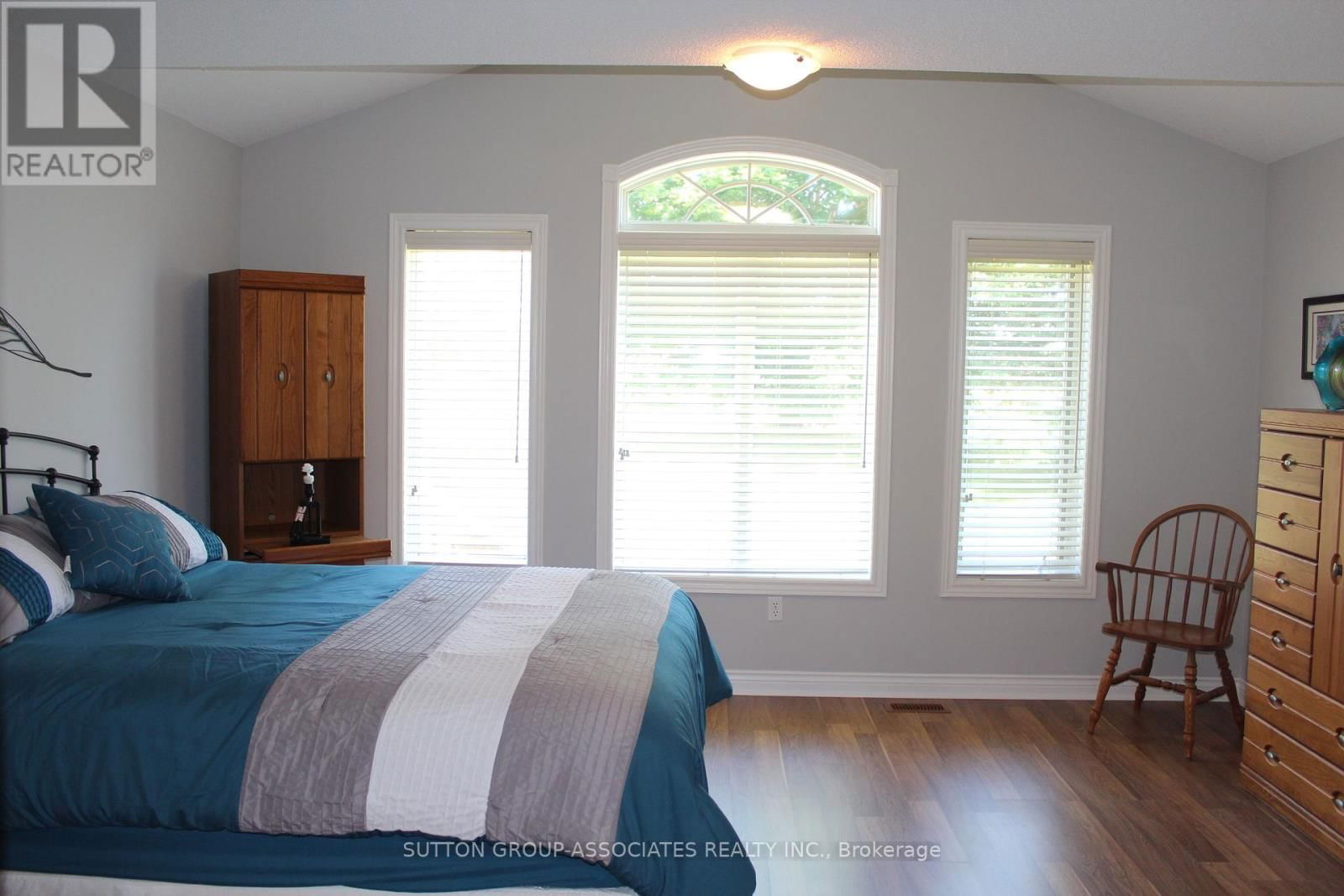 7 - 13 SUNSET BOULEVARD Image 15