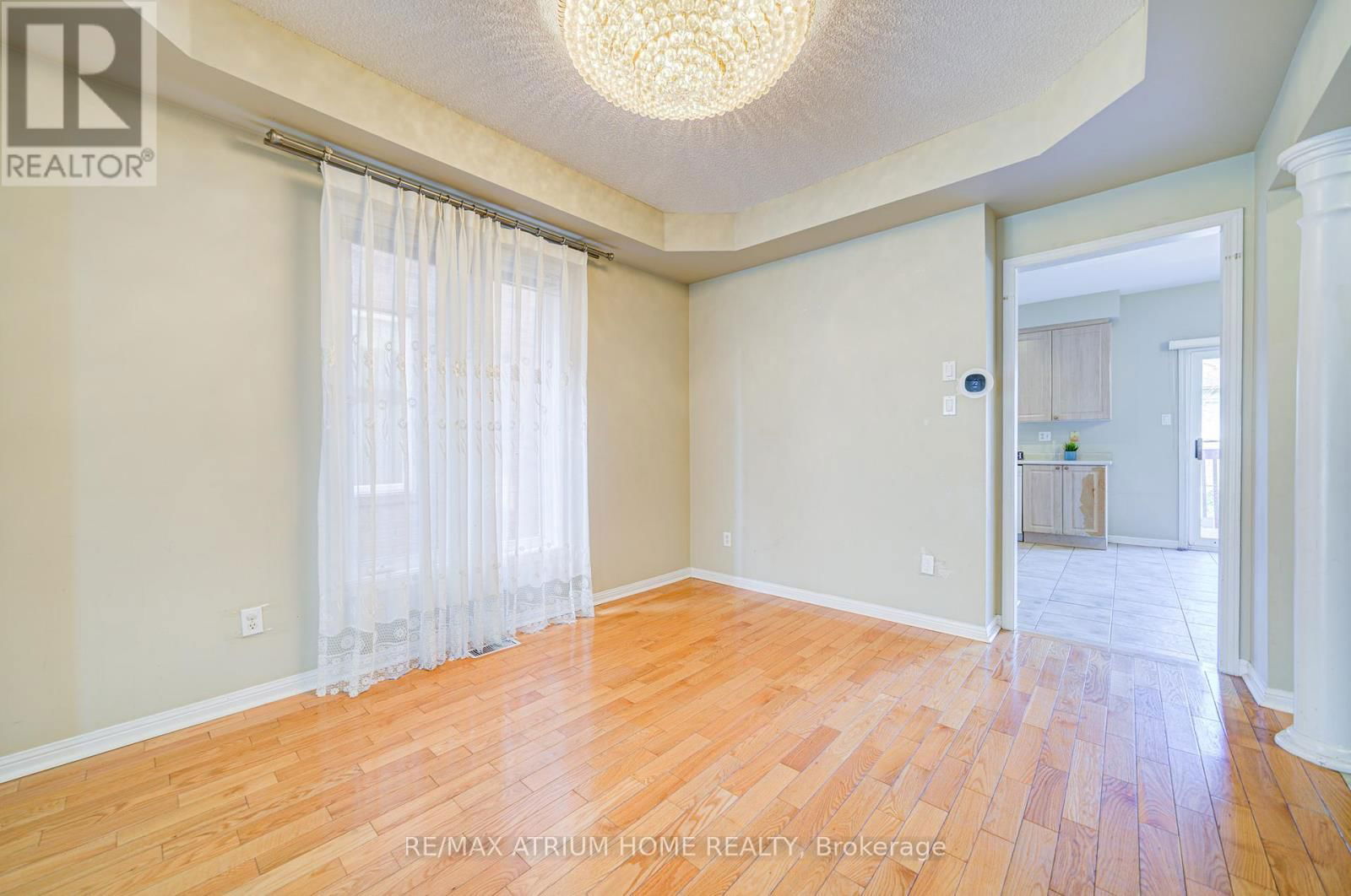 64 GROVER HILL AVENUE Image 11