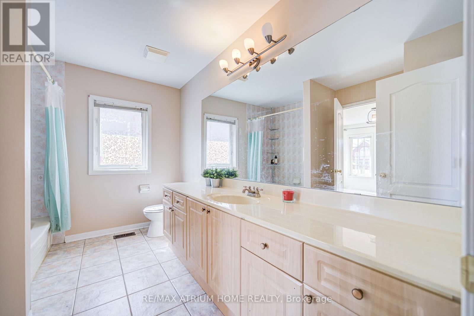 64 GROVER HILL AVENUE Image 28