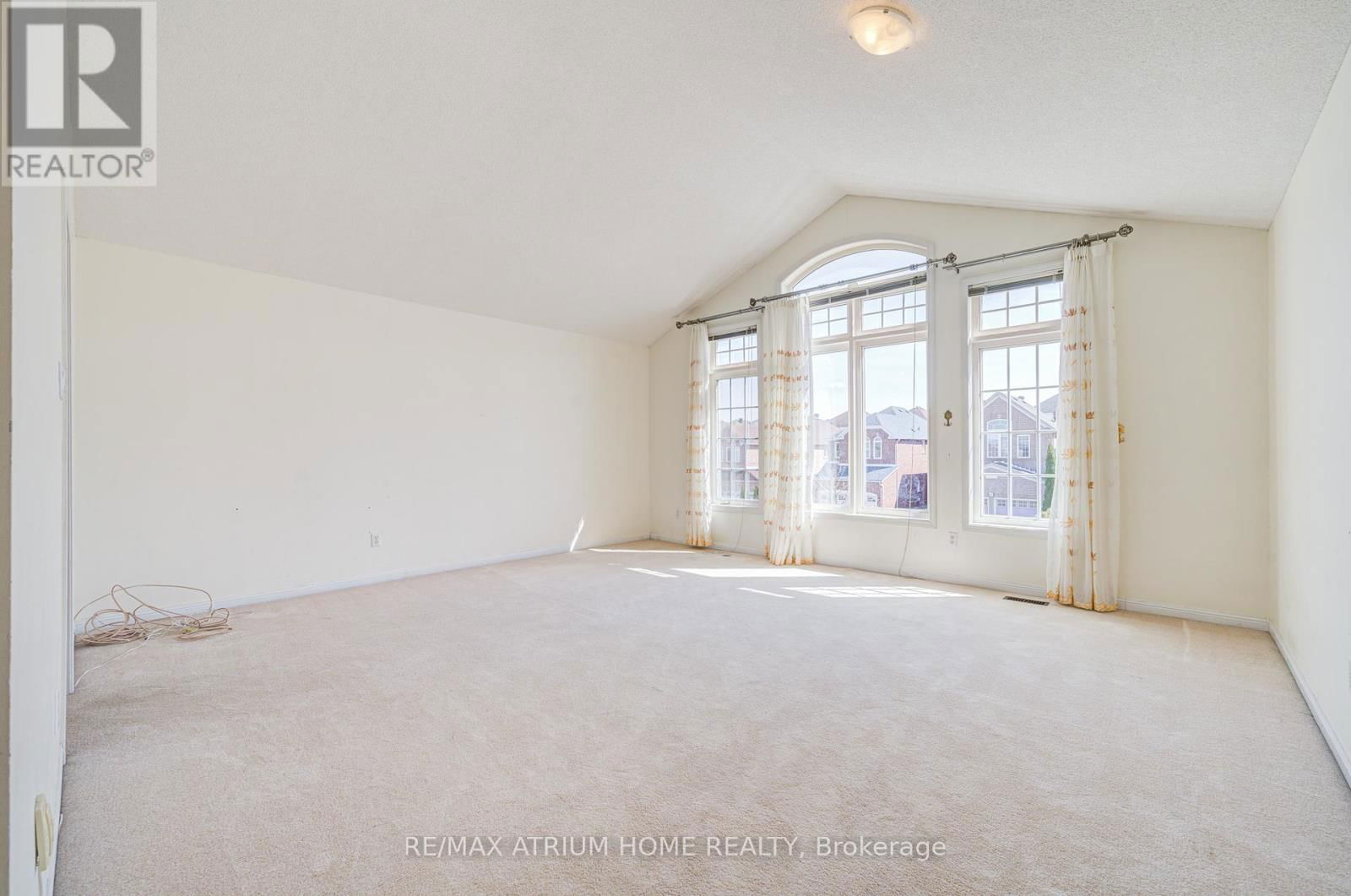 64 GROVER HILL AVENUE Image 32