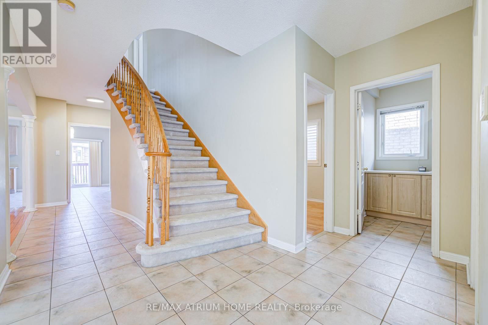 64 GROVER HILL AVENUE Image 4