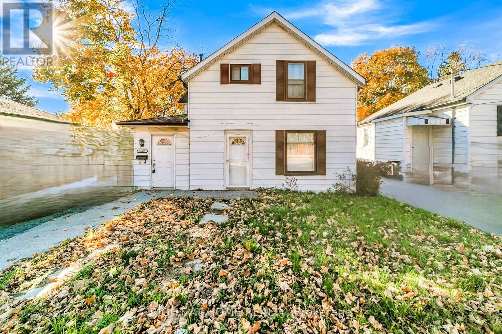 16958 BAYVIEW AVENUE Image 1