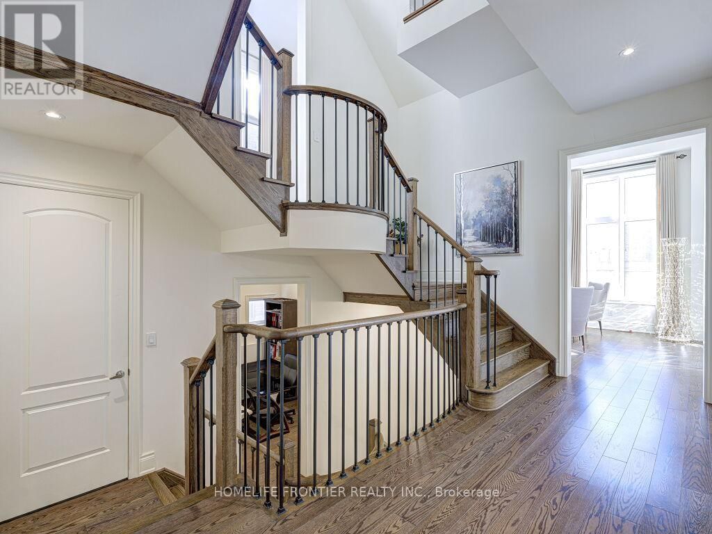 163 HILLSVIEW DRIVE Image 10