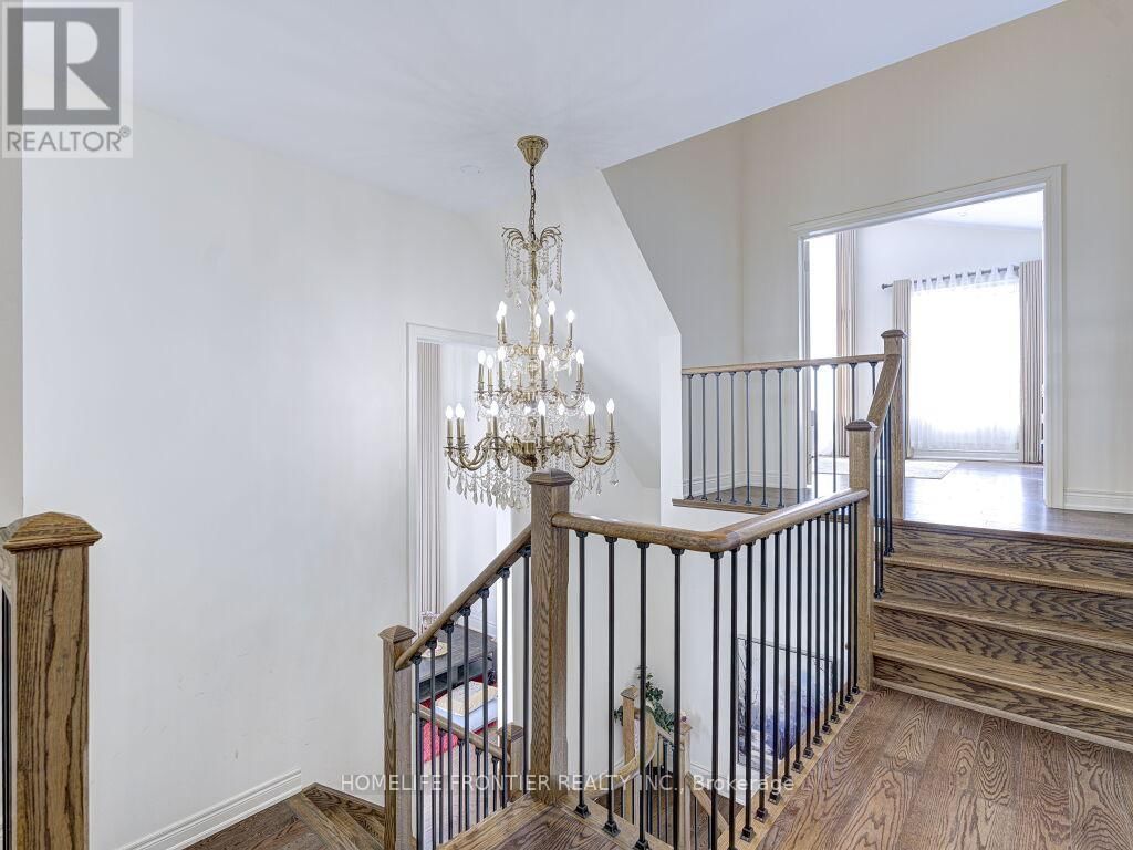 163 HILLSVIEW DRIVE Image 22