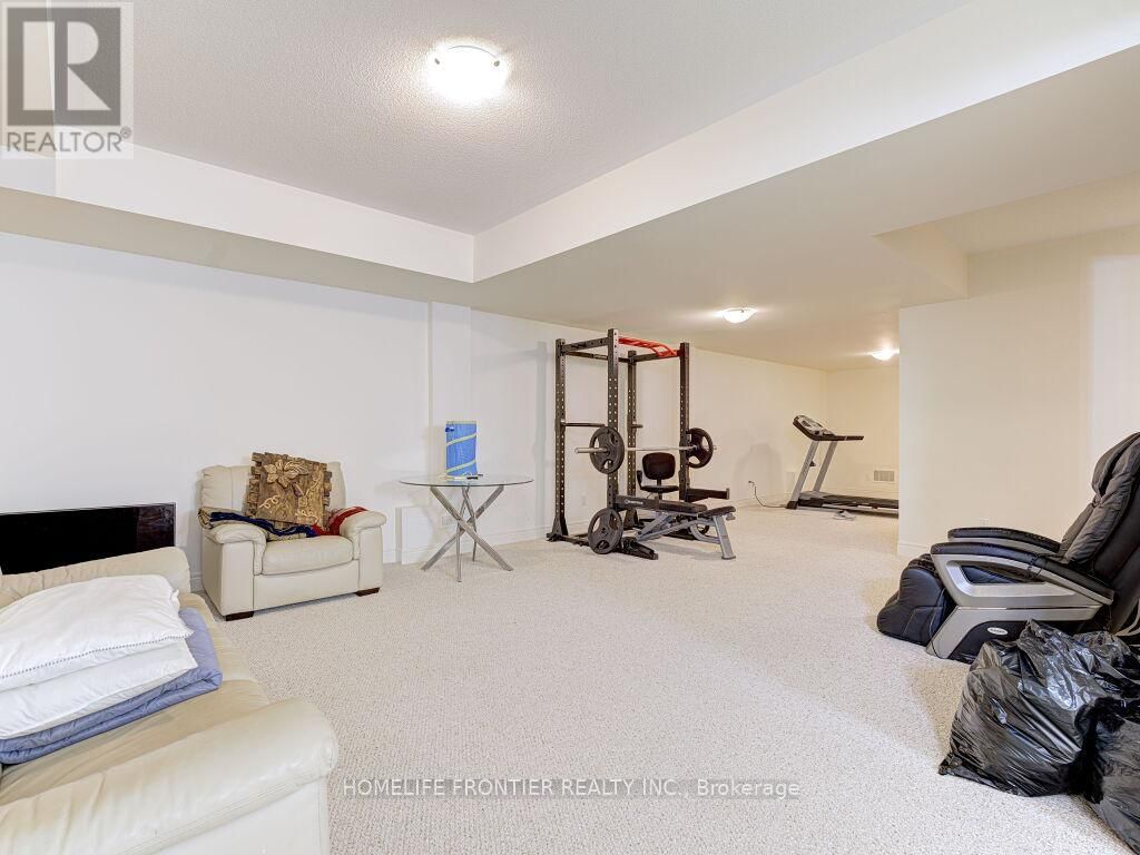 163 HILLSVIEW DRIVE Image 43