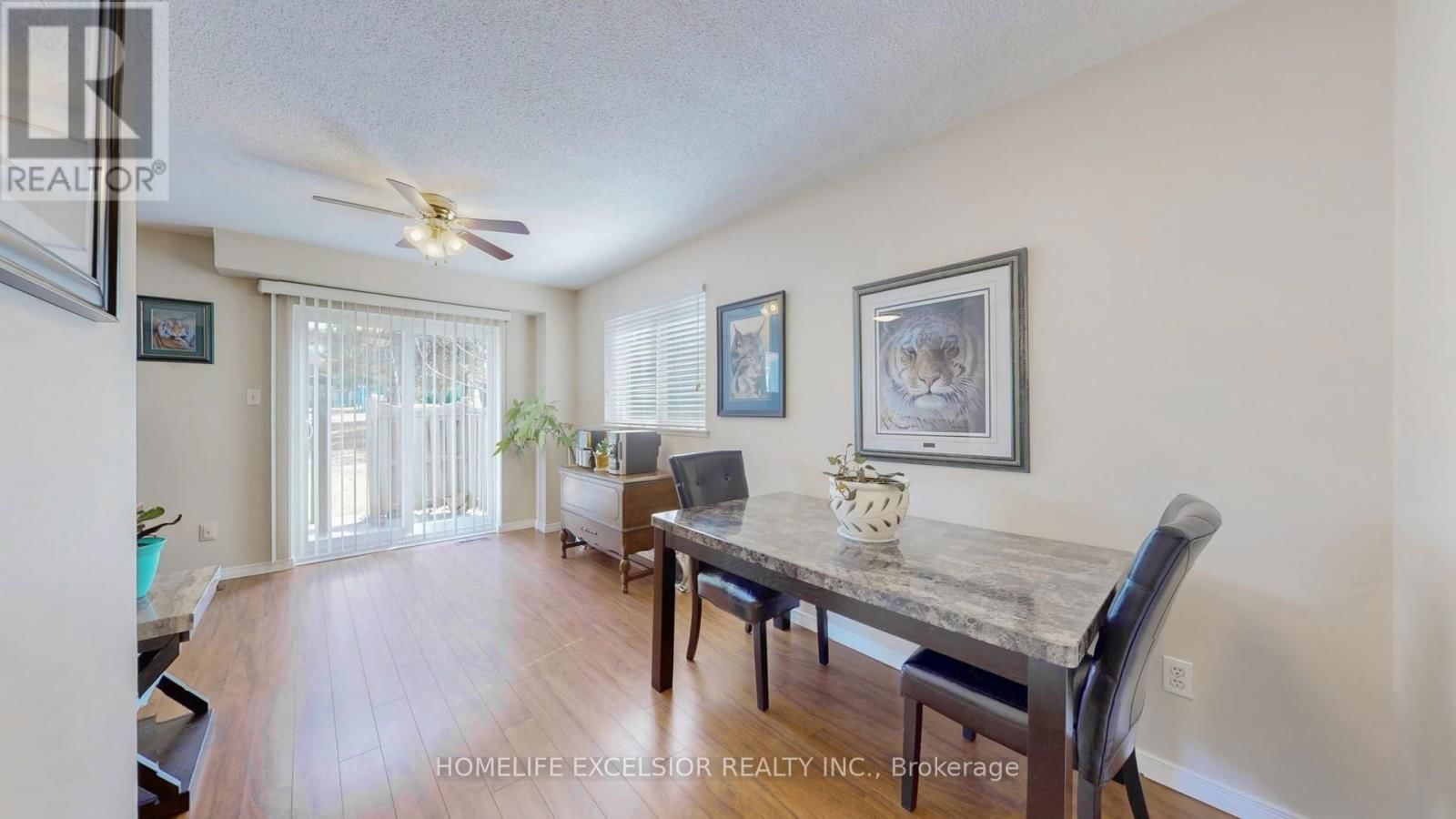 1 - 579 GIBNEY CRESCENT Image 12