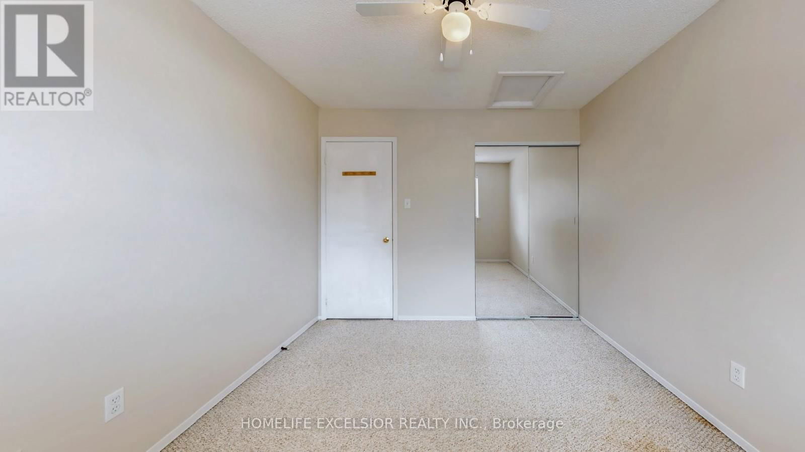 1 - 579 GIBNEY CRESCENT Image 24