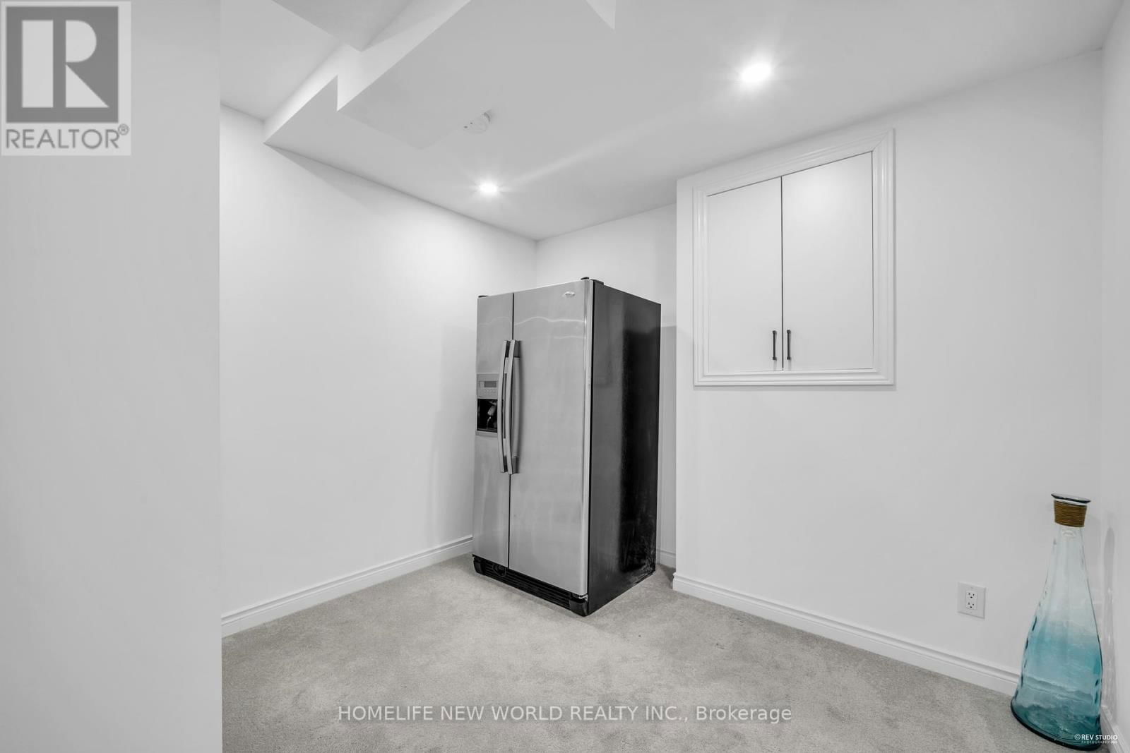 116 SANDFIELD DRIVE Image 14