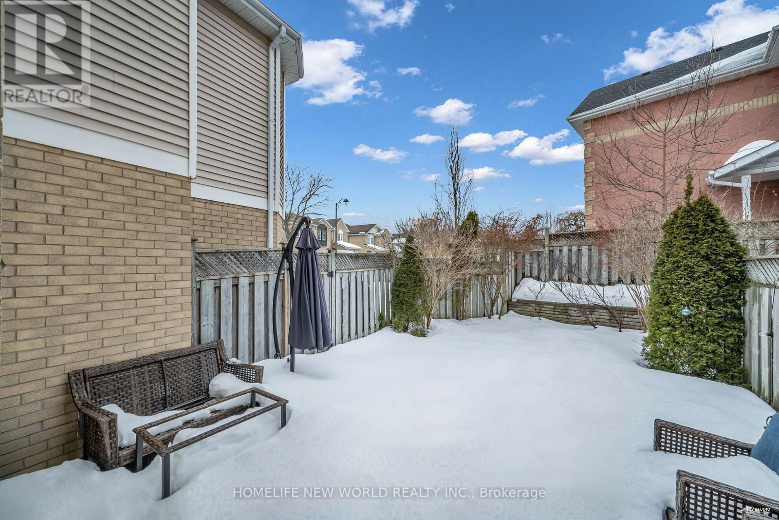 116 SANDFIELD DRIVE Image 19
