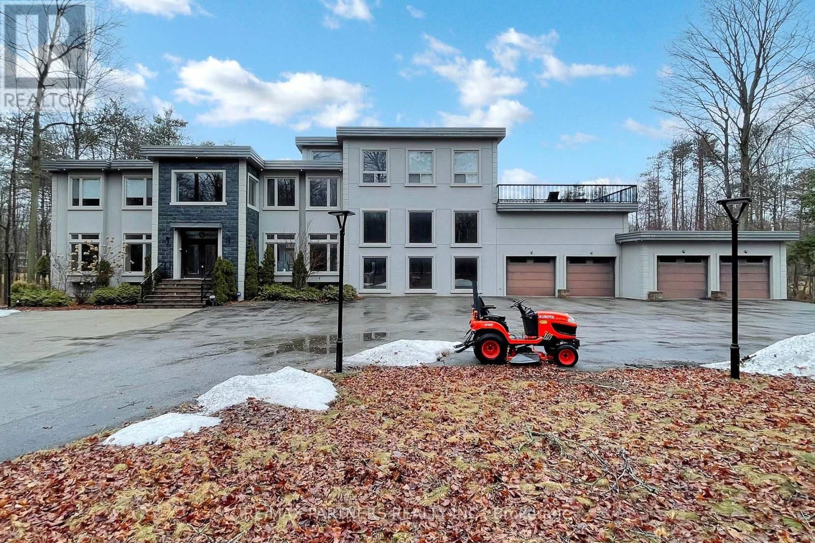 4448 JESSE THOMSON ROAD Image 1