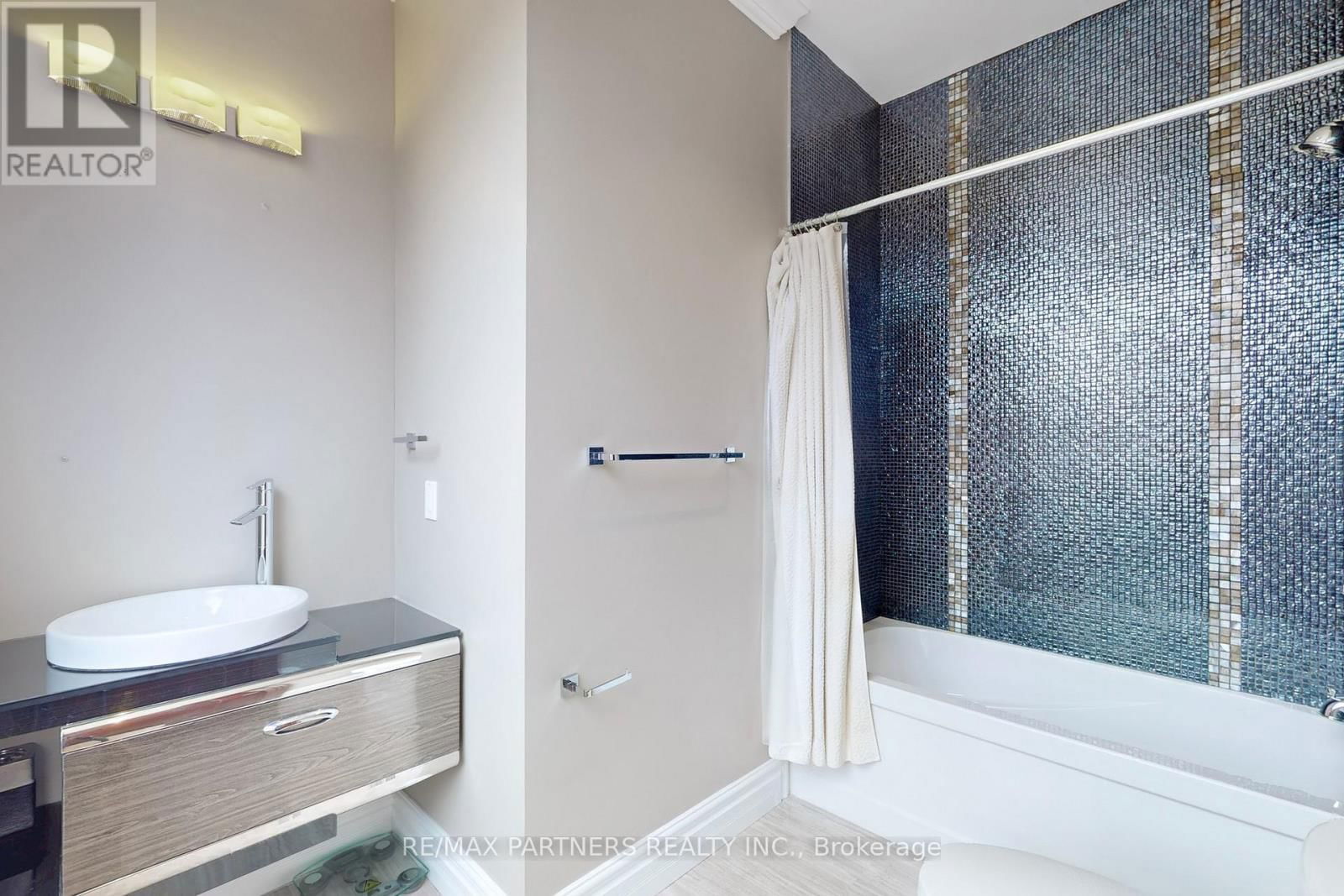 4448 JESSE THOMSON ROAD Image 30